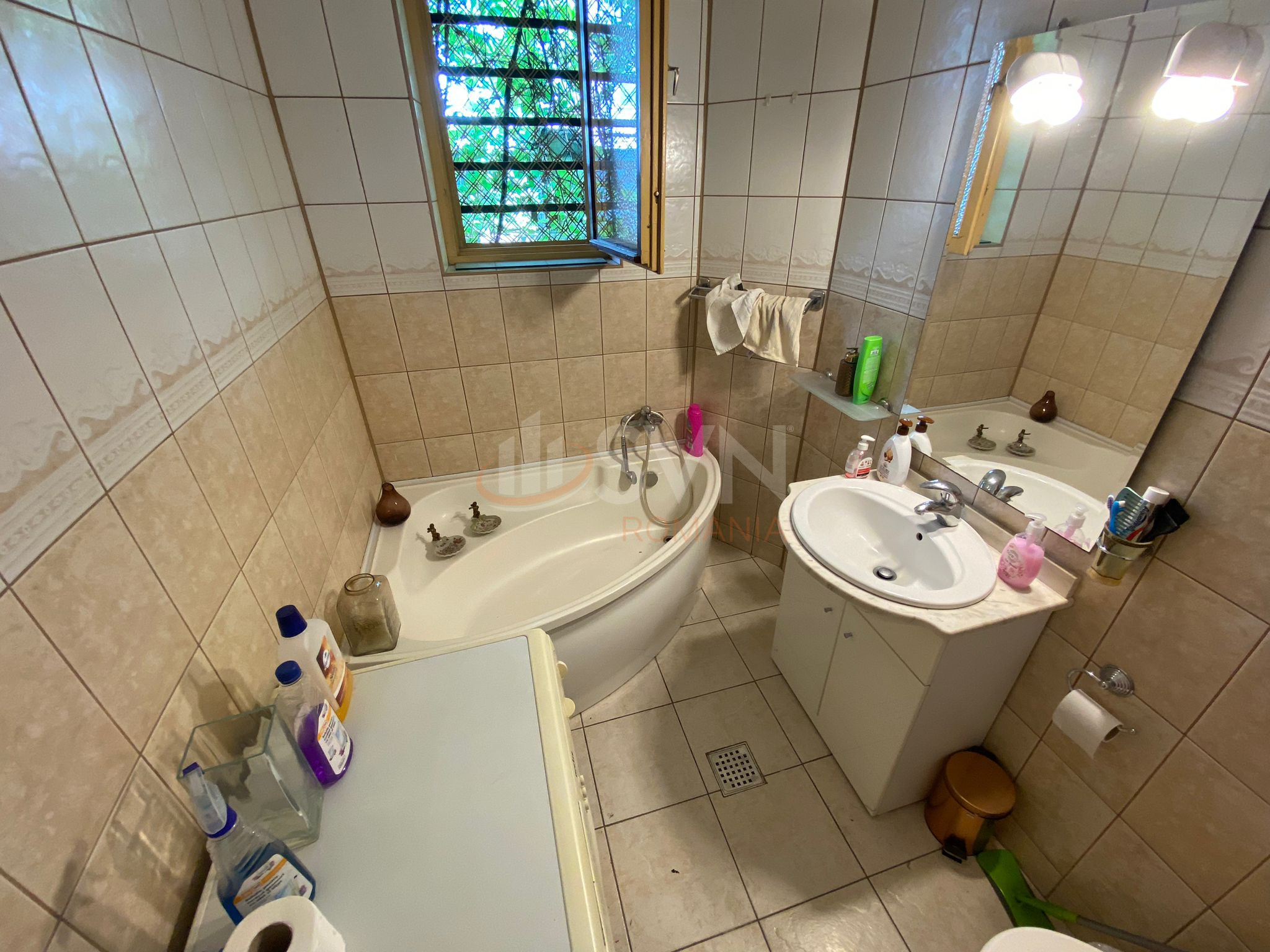 Apartament, 4 camere Bucuresti/Capitale