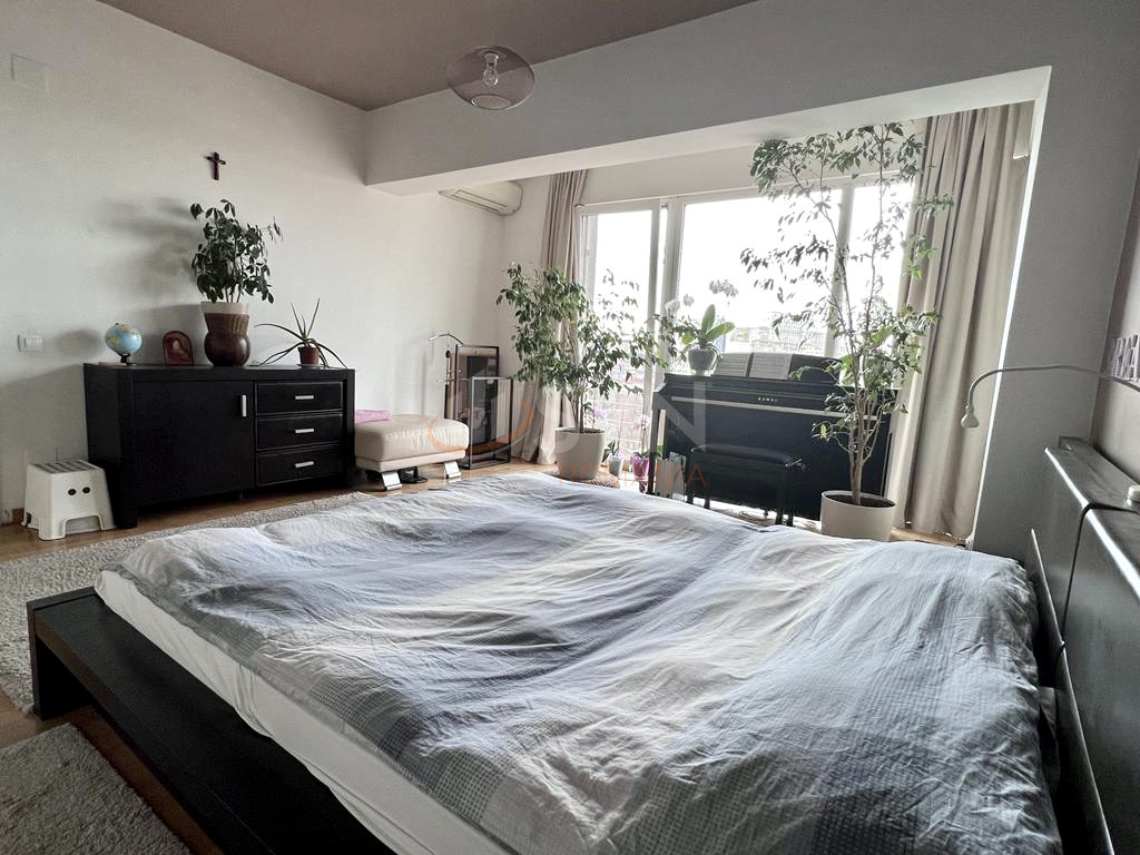 Apartament, 4 camere Bucuresti/Parcul Carol