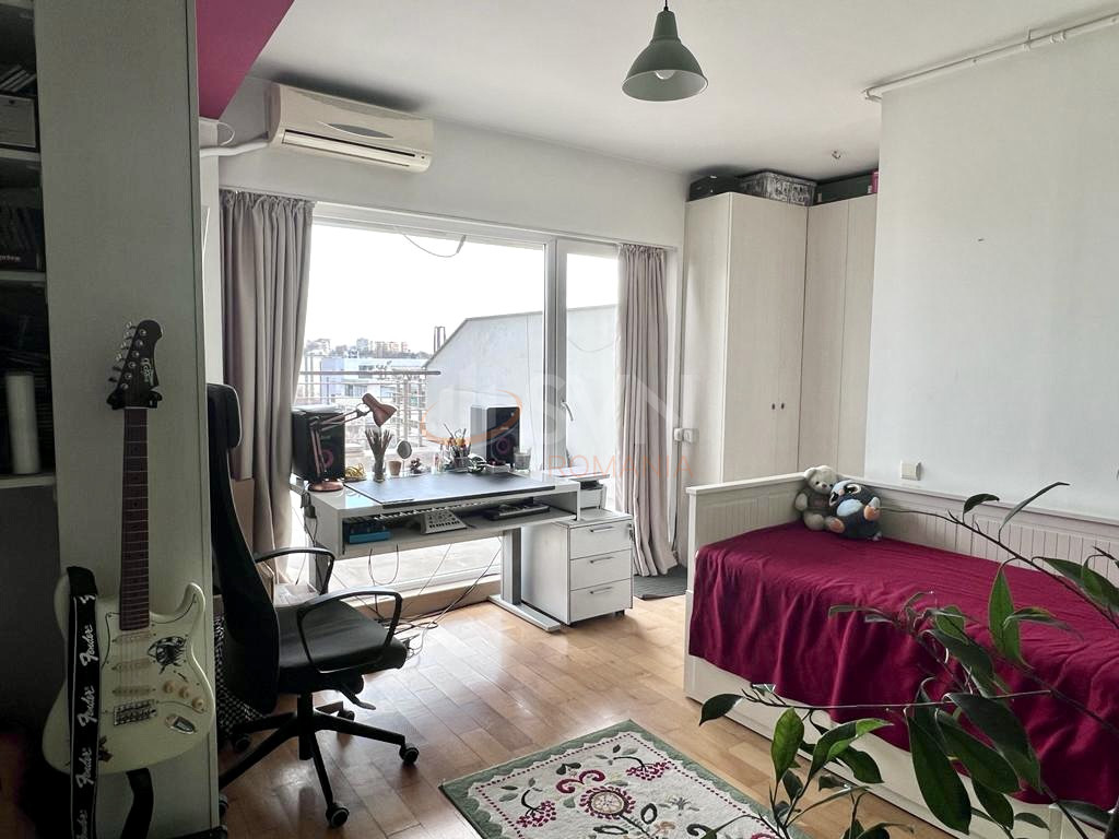 Apartament, 4 camere Bucuresti/Parcul Carol