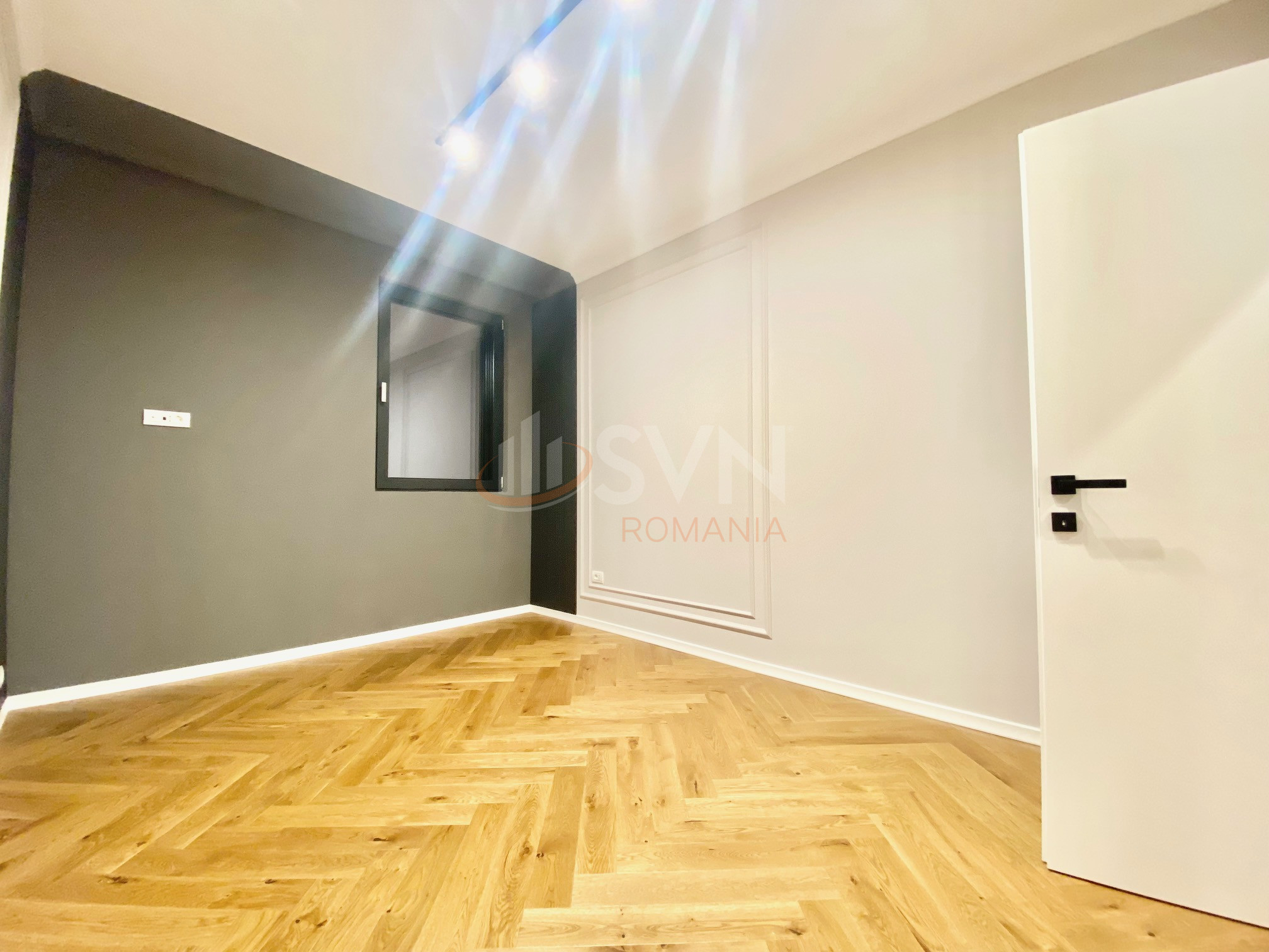 Apartament, 4 camere Bucuresti/Piata Unirii (s3)