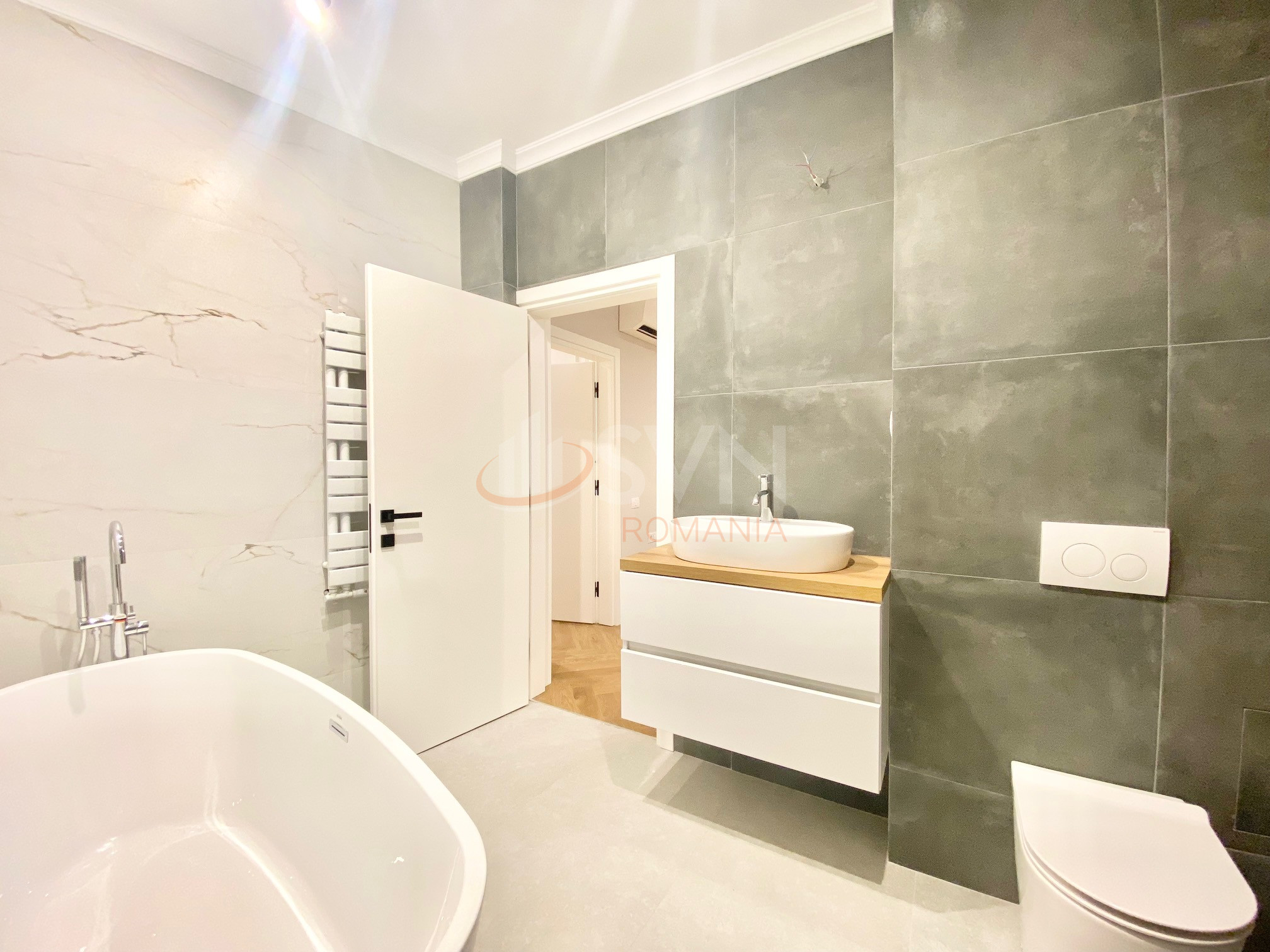 Apartament, 4 camere Bucuresti/Piata Unirii (s3)