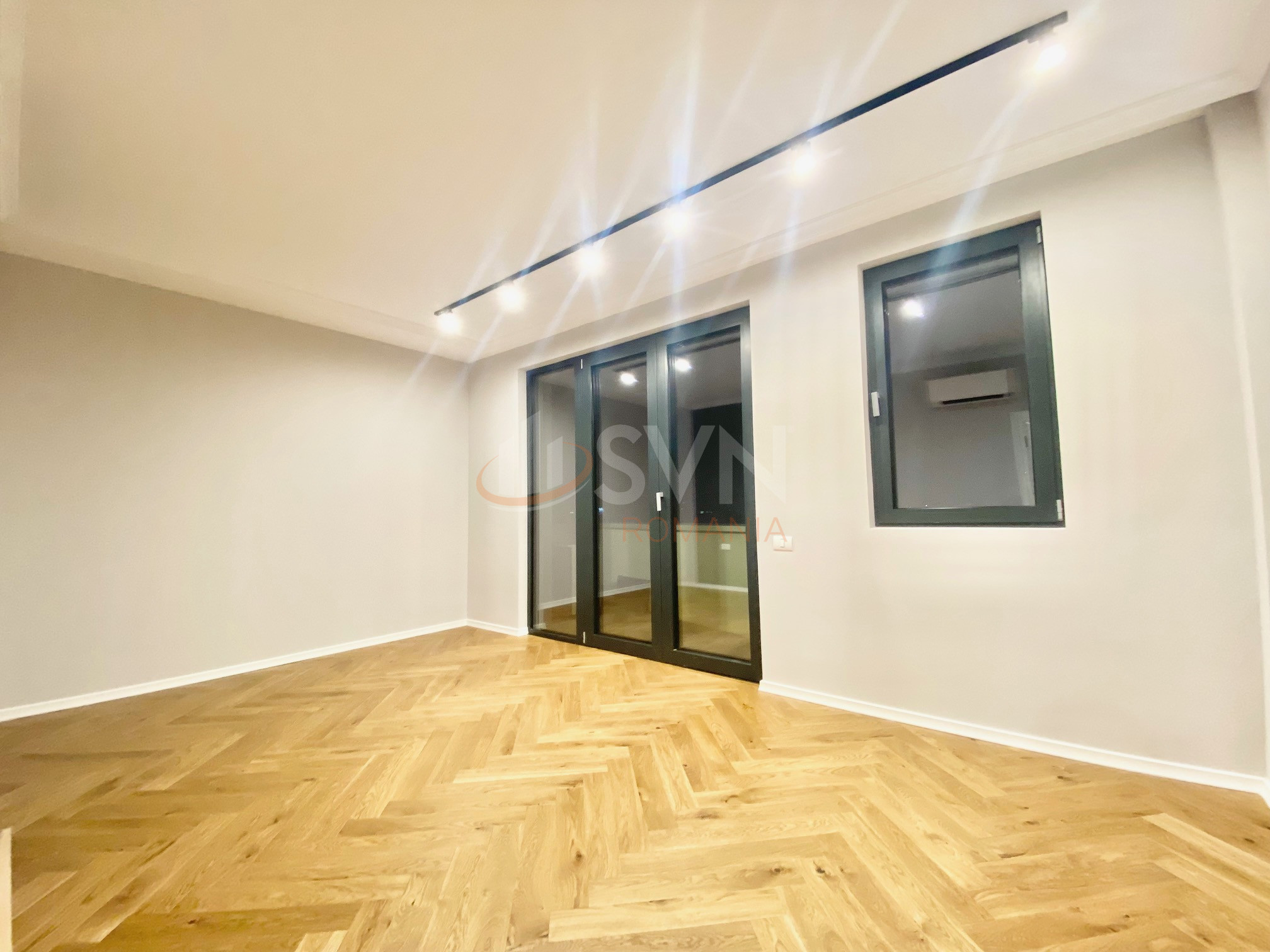 Apartament, 4 camere Bucuresti/Piata Unirii (s3)