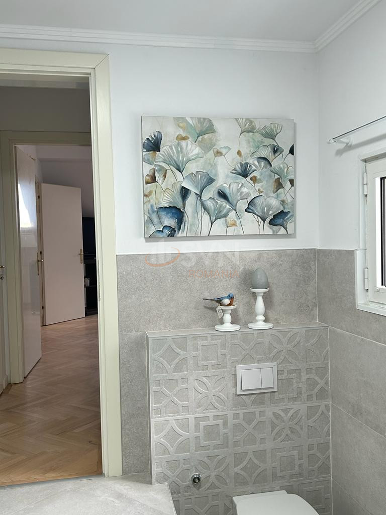 Apartament, 4 camere Bucuresti/Primaverii