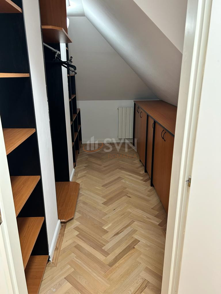 Apartament, 4 camere Bucuresti/Primaverii