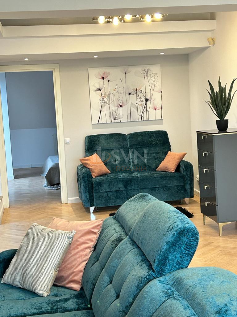 Apartament, 4 camere Bucuresti/Primaverii