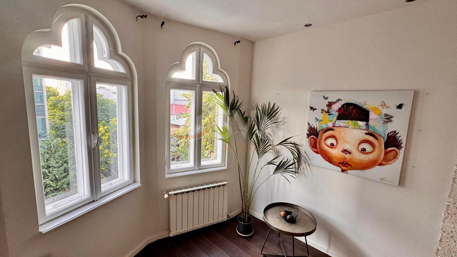 Apartament, 4 camere Bucuresti/Piata Unirii (s3)