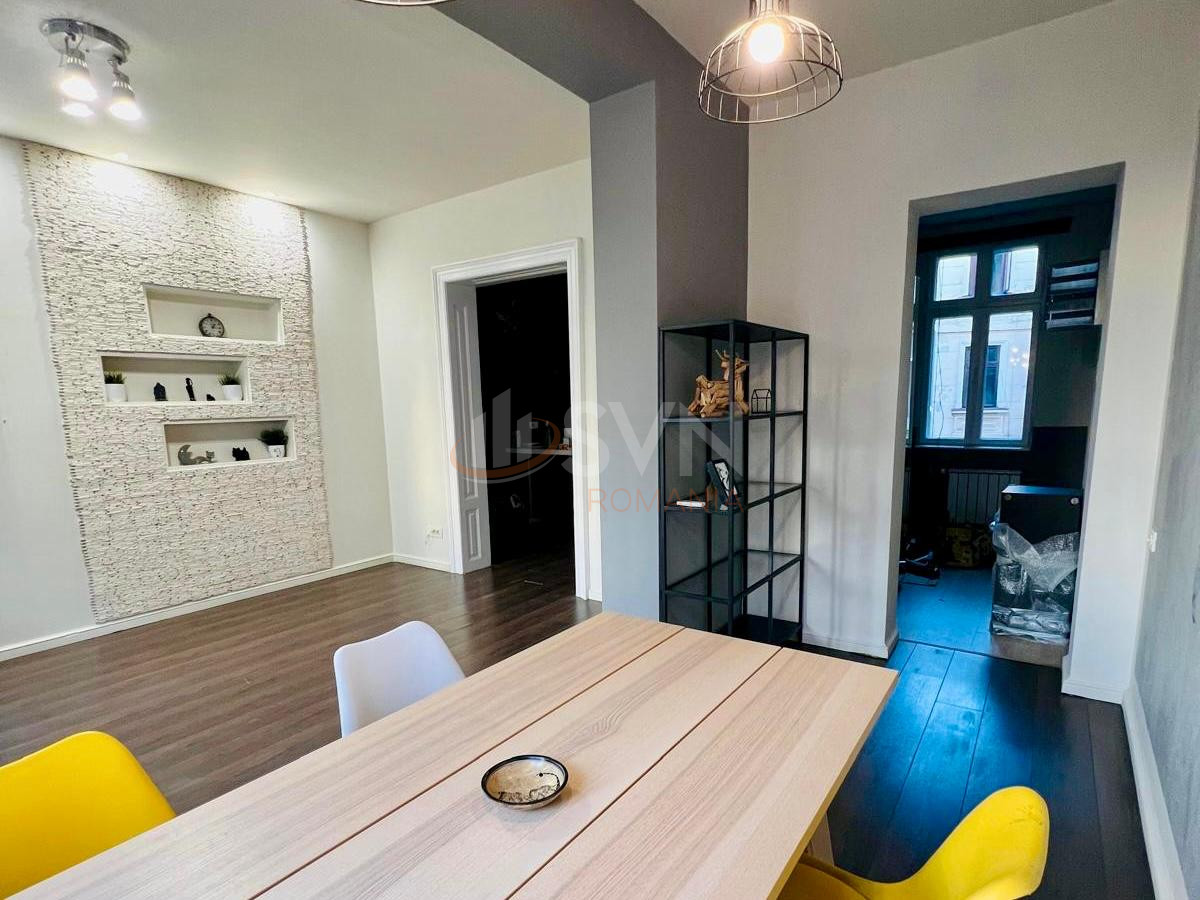 Apartament, 4 camere Bucuresti/Piata Unirii (s3)