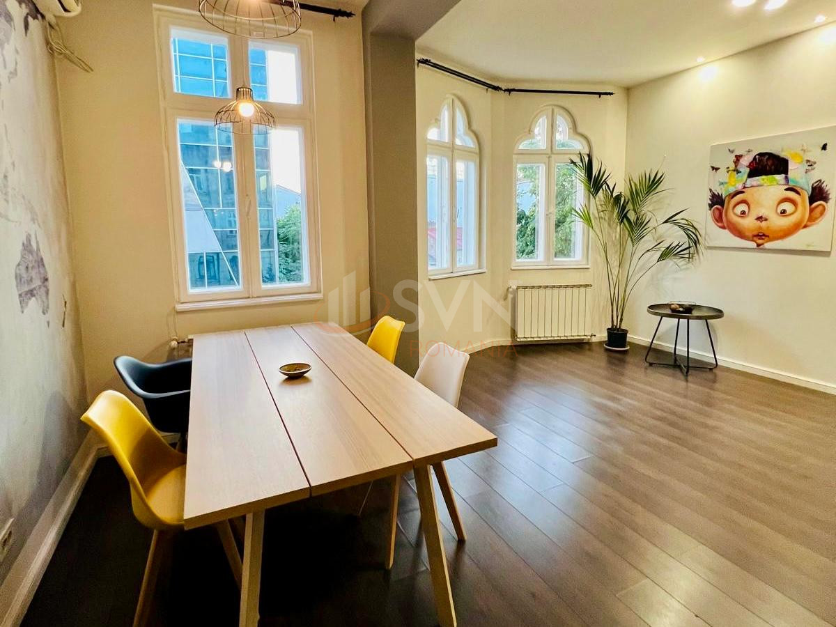 Apartament, 4 camere Bucuresti/Piata Unirii (s3)