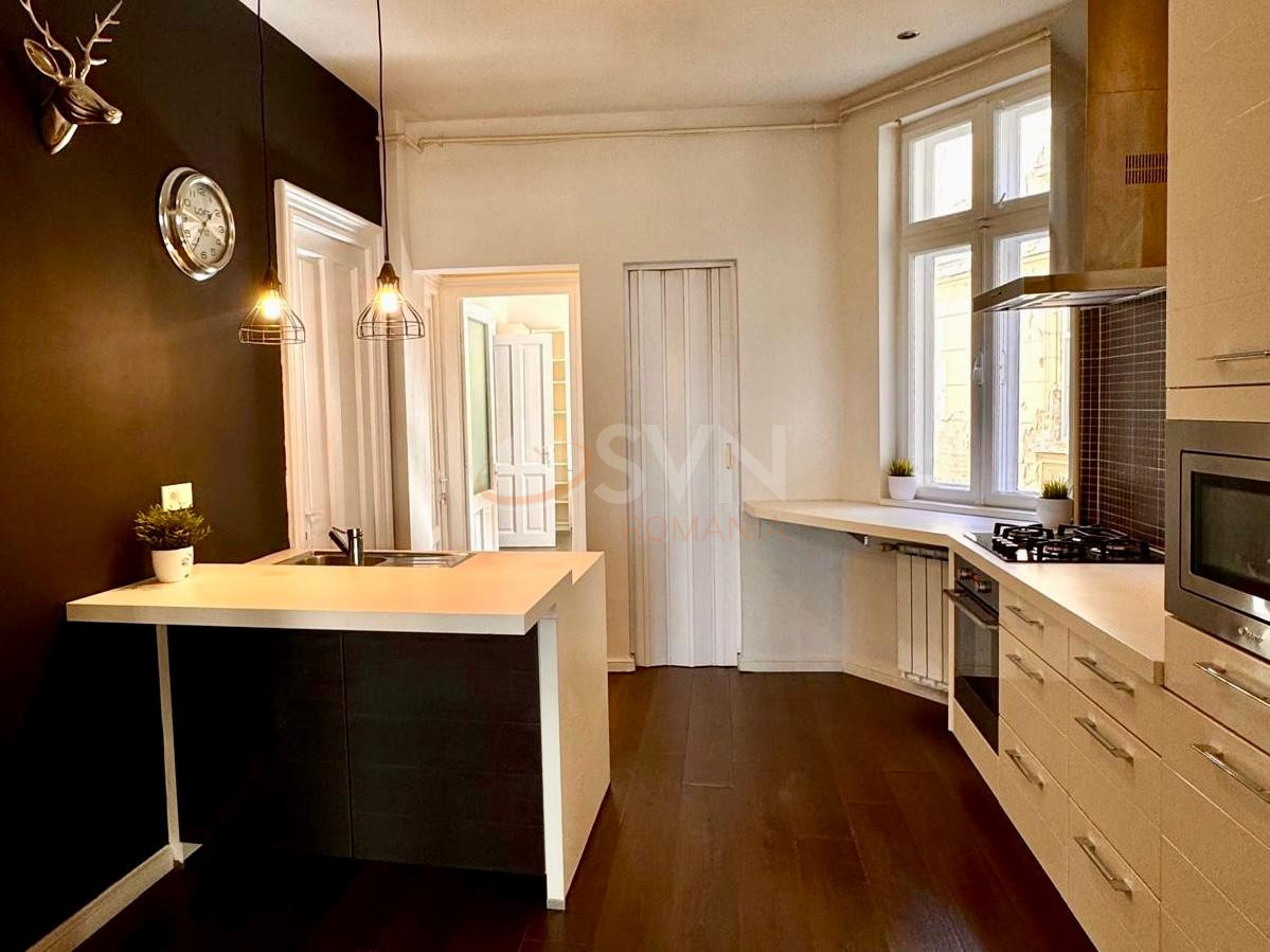 Apartament, 4 camere Bucuresti/Piata Unirii (s3)