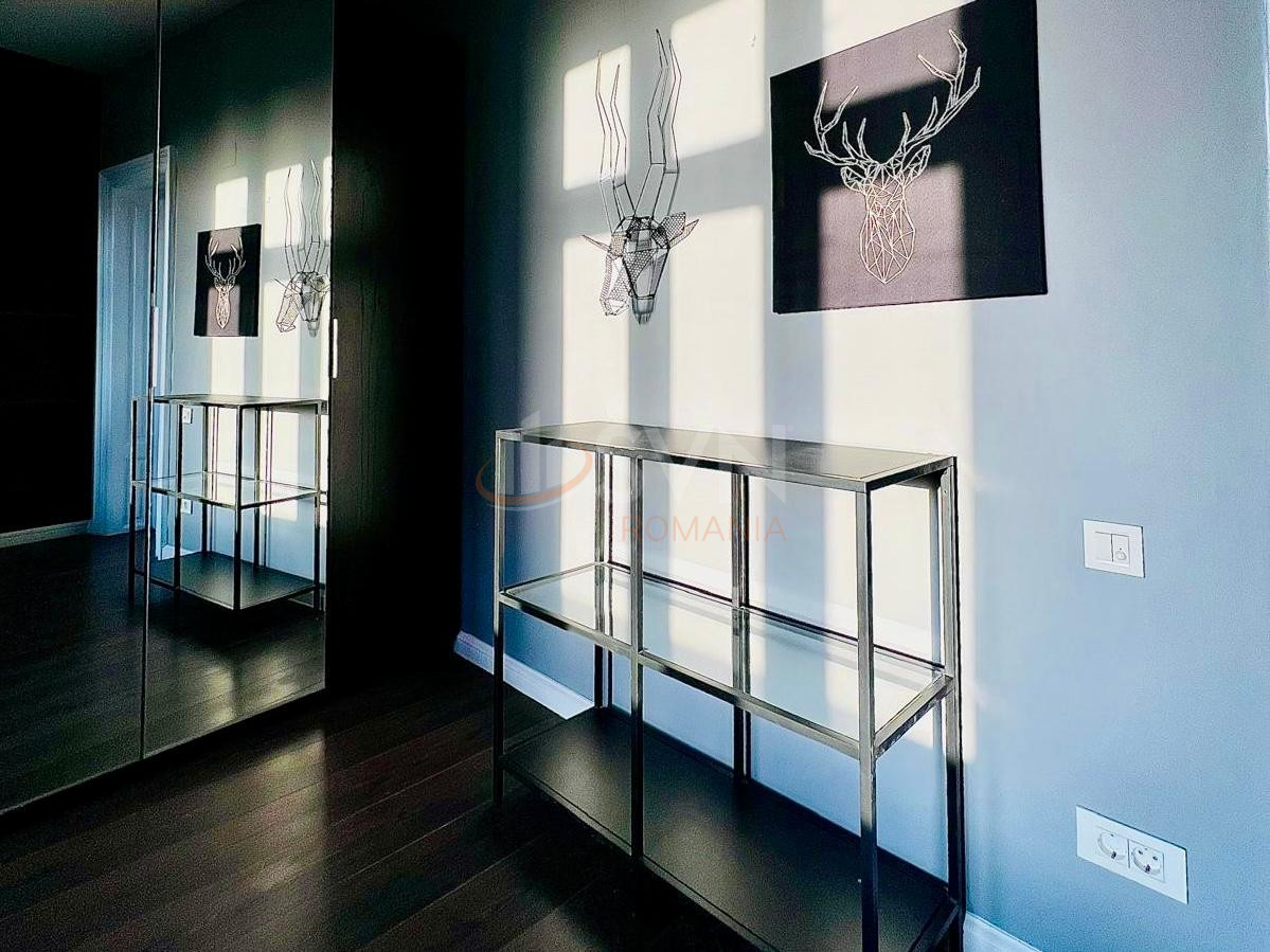 Apartament, 4 camere Bucuresti/Piata Unirii (s3)