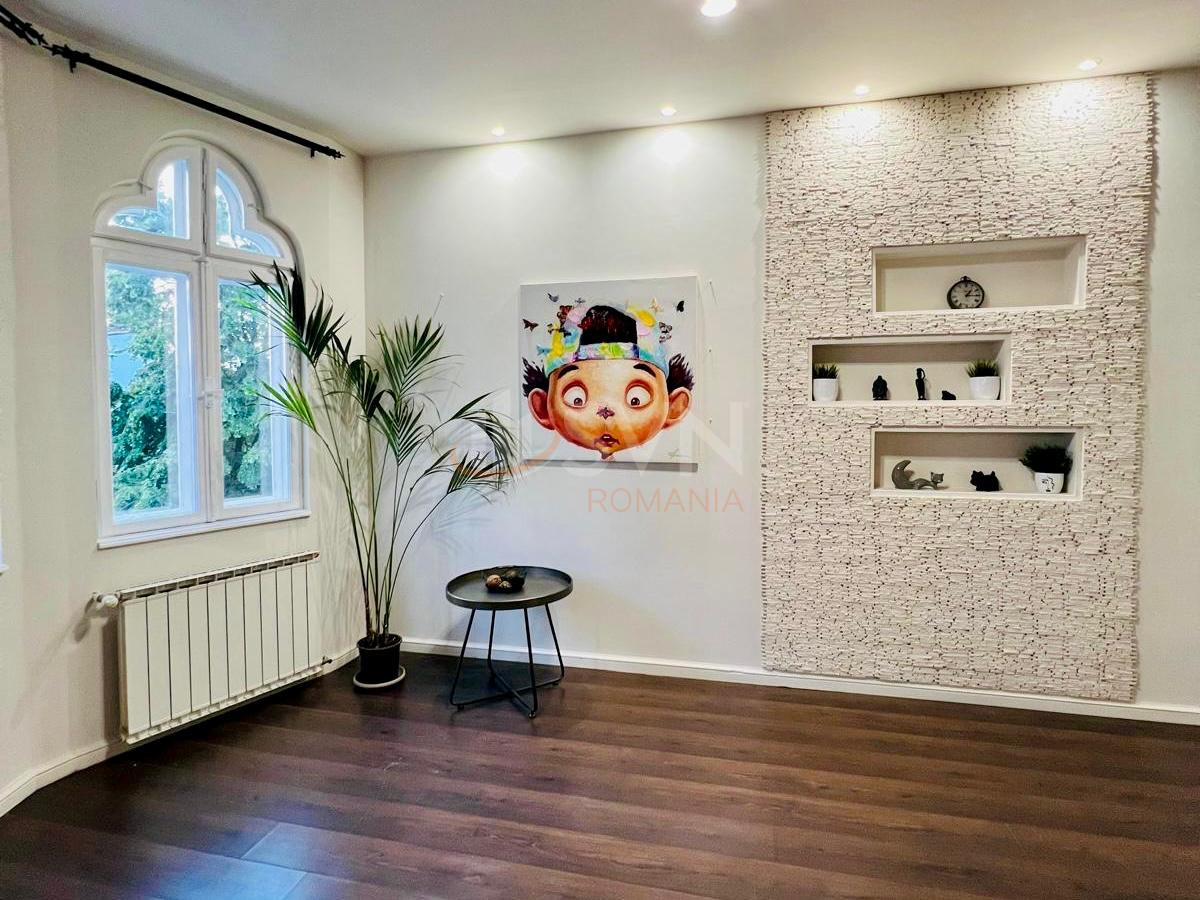 Apartament, 4 camere Bucuresti/Piata Unirii (s3)