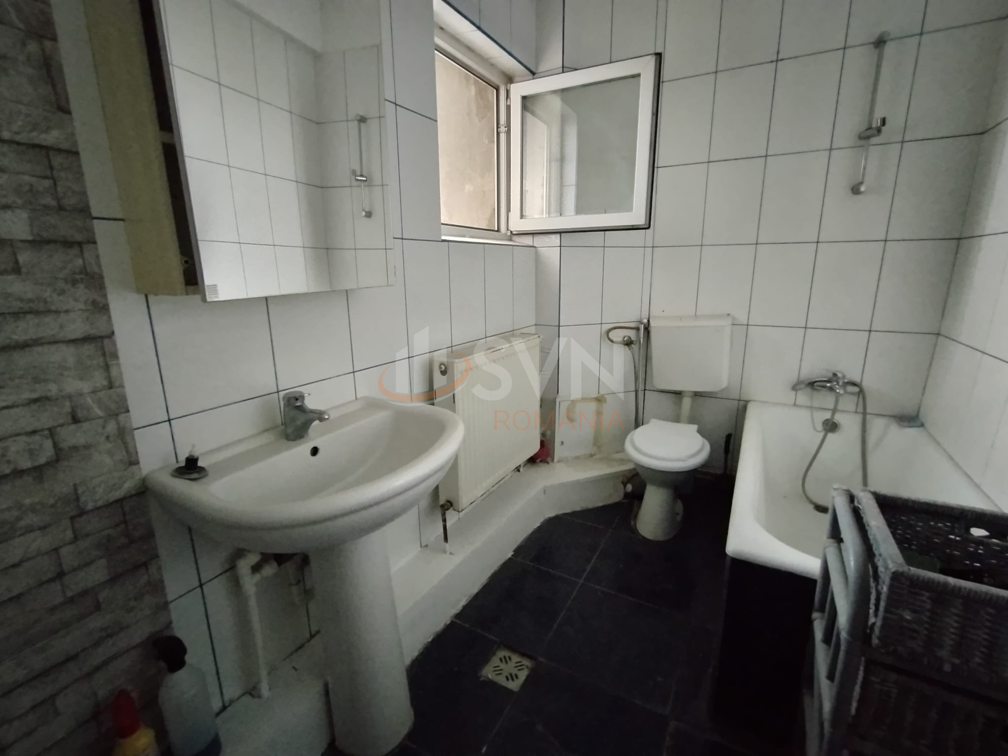 Apartament, 4 camere Bucuresti/Kogalniceanu