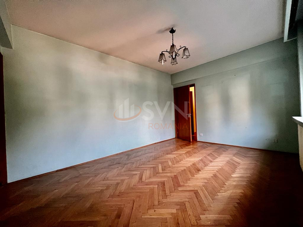 Apartament, 4 camere Bucuresti/Calea Victoriei