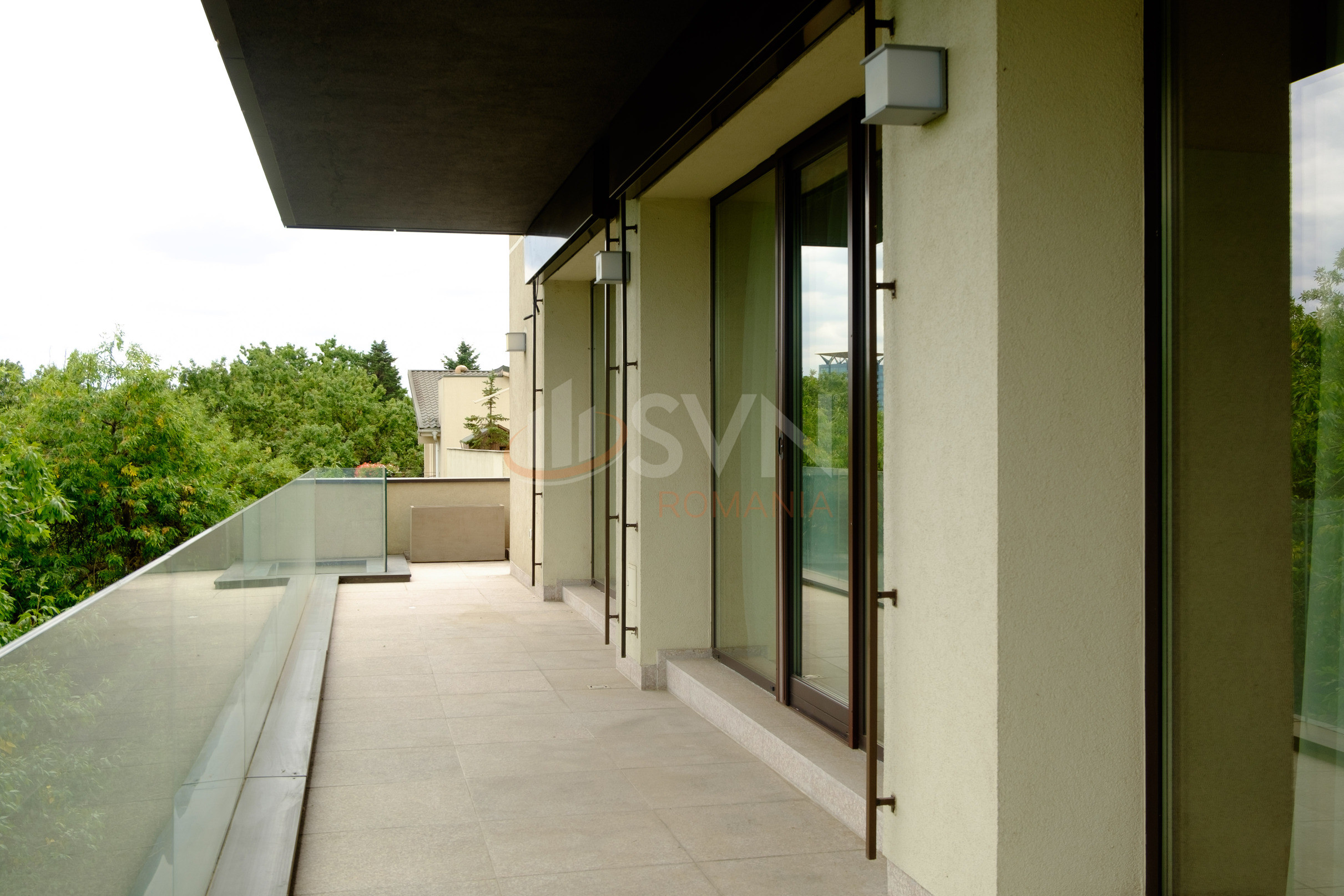 Apartament, 4 camere Bucuresti/Primaverii