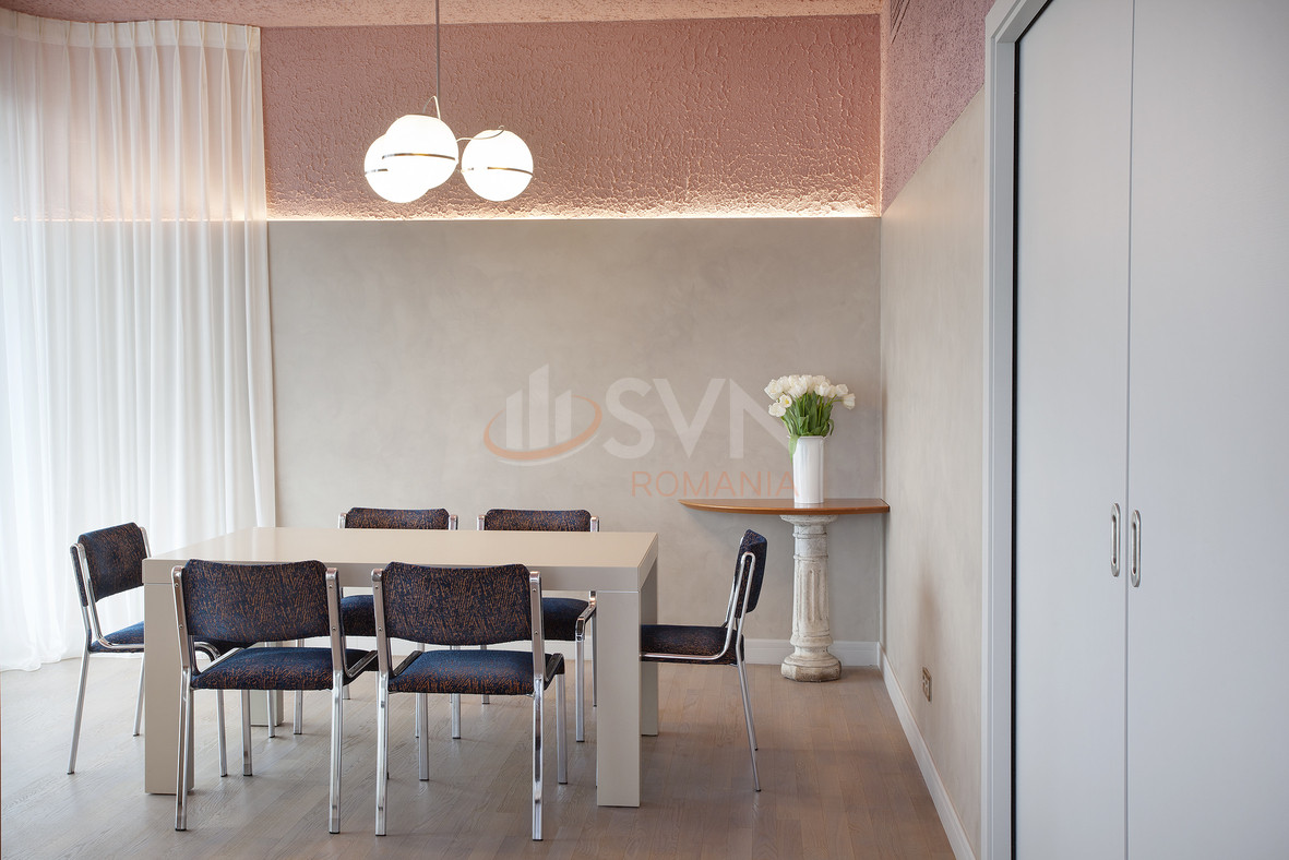 Apartament, 4 camere Bucuresti/Primaverii