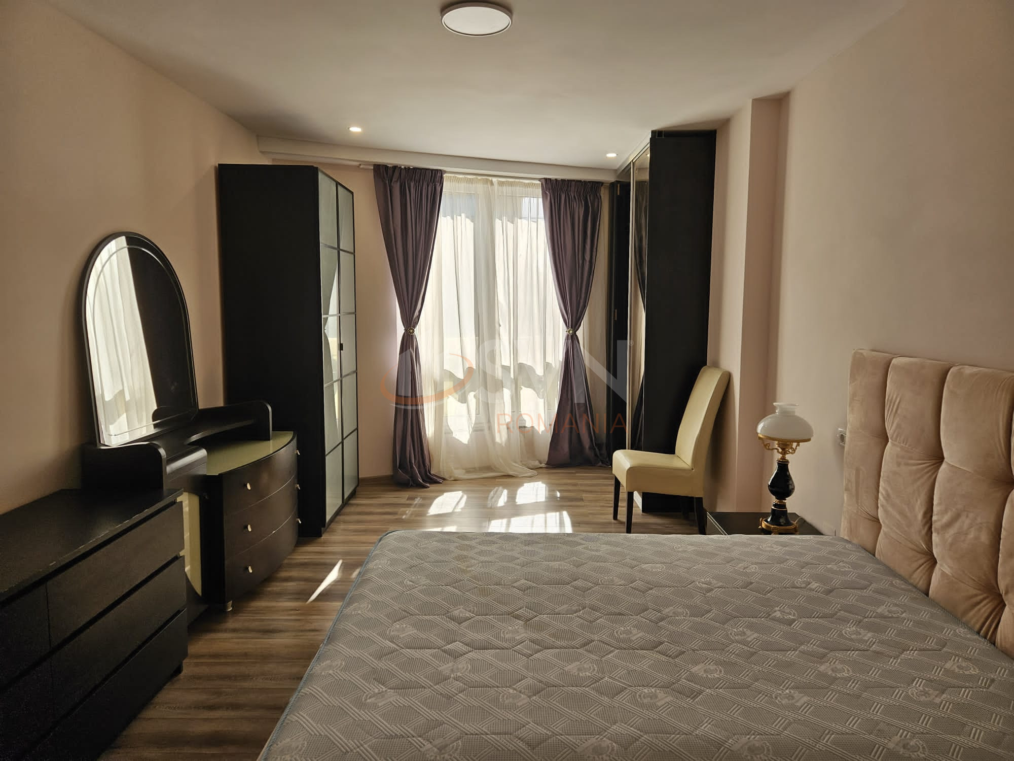 Apartament, 4 camere Bucuresti/Herastrau