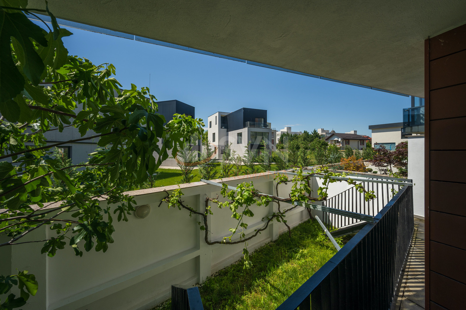 Apartament, 4 camere Bucuresti/Sisesti