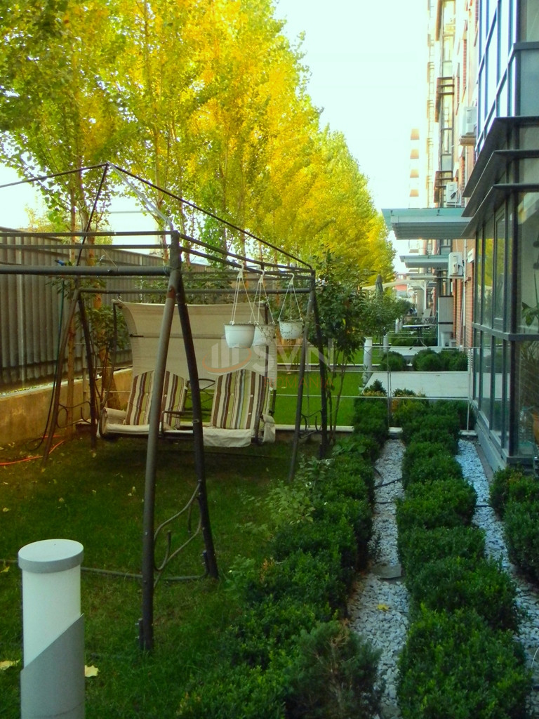 Apartament, 4 camere Bucuresti/Lacul Tei