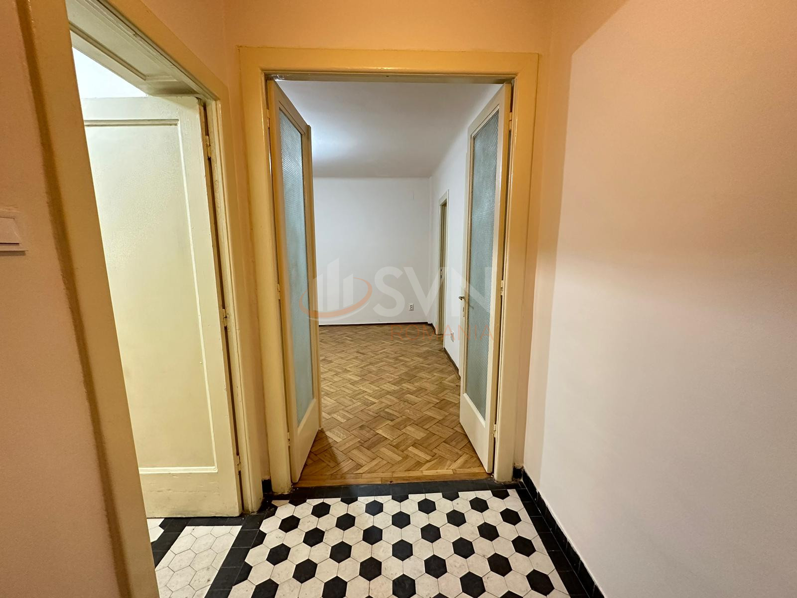 Apartament, 4 camere Bucuresti/Piata Victoriei