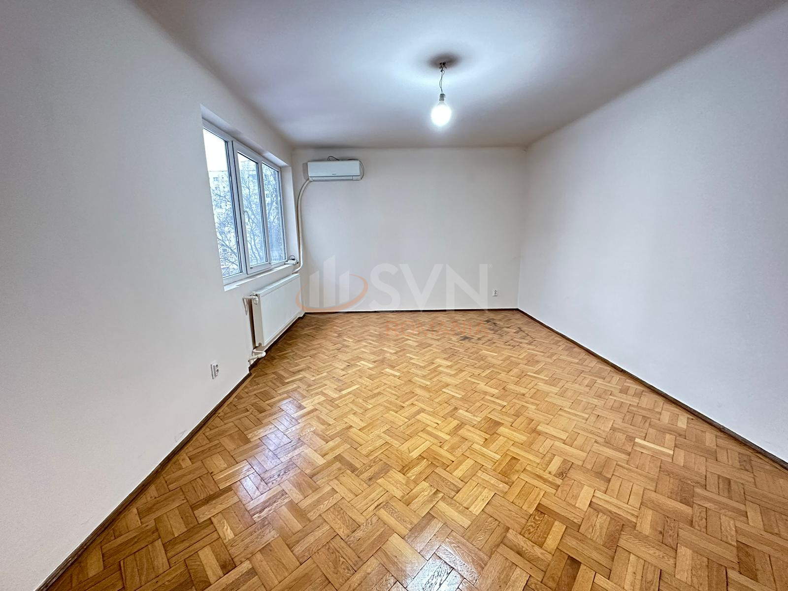 Apartament, 4 camere Bucuresti/Piata Victoriei