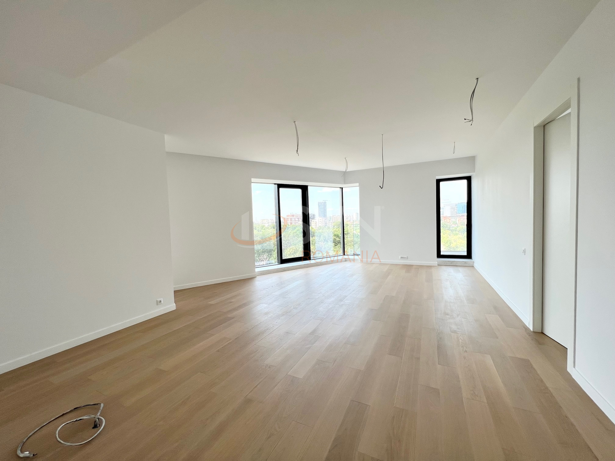 Apartament, 4 camere Bucuresti/Barbu Vacarescu