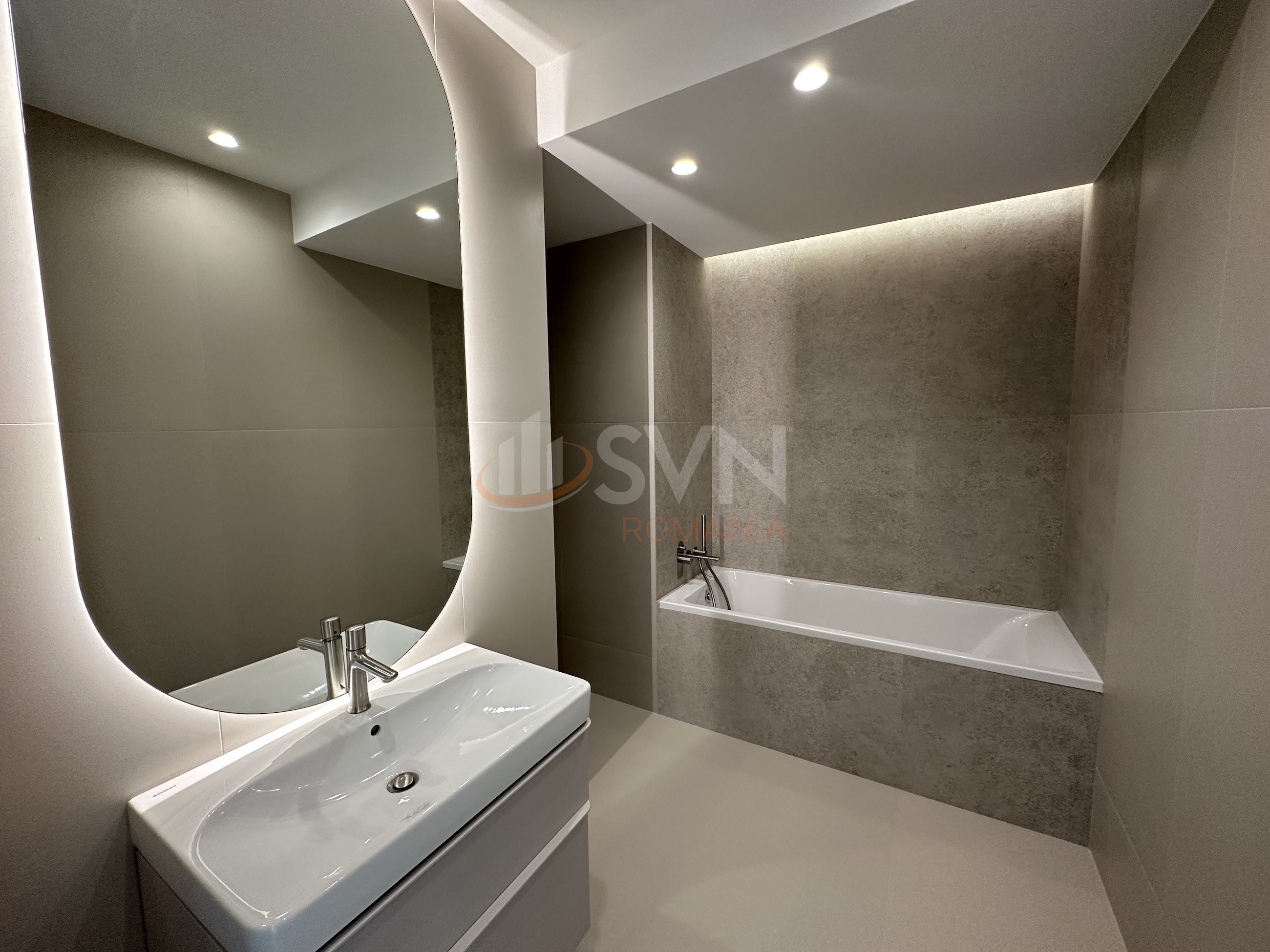 Apartament, 4 camere Bucuresti/Aviatiei