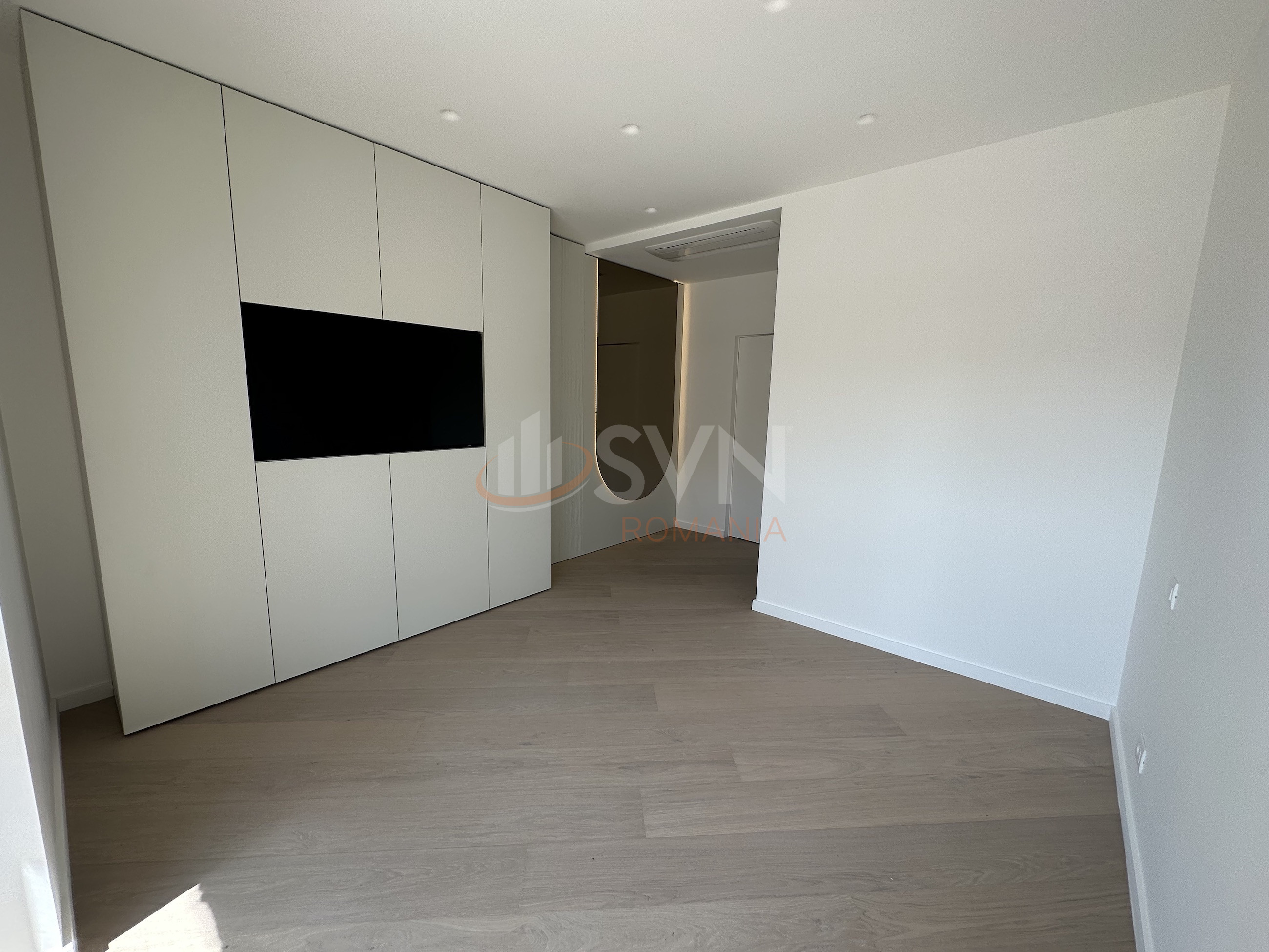 Apartament, 4 camere Bucuresti/Aviatiei