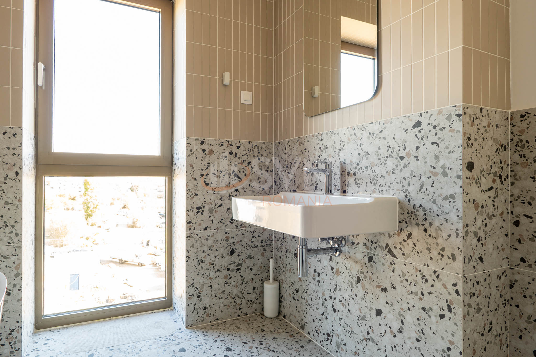 Apartament, 4 camere Bucuresti/Sisesti