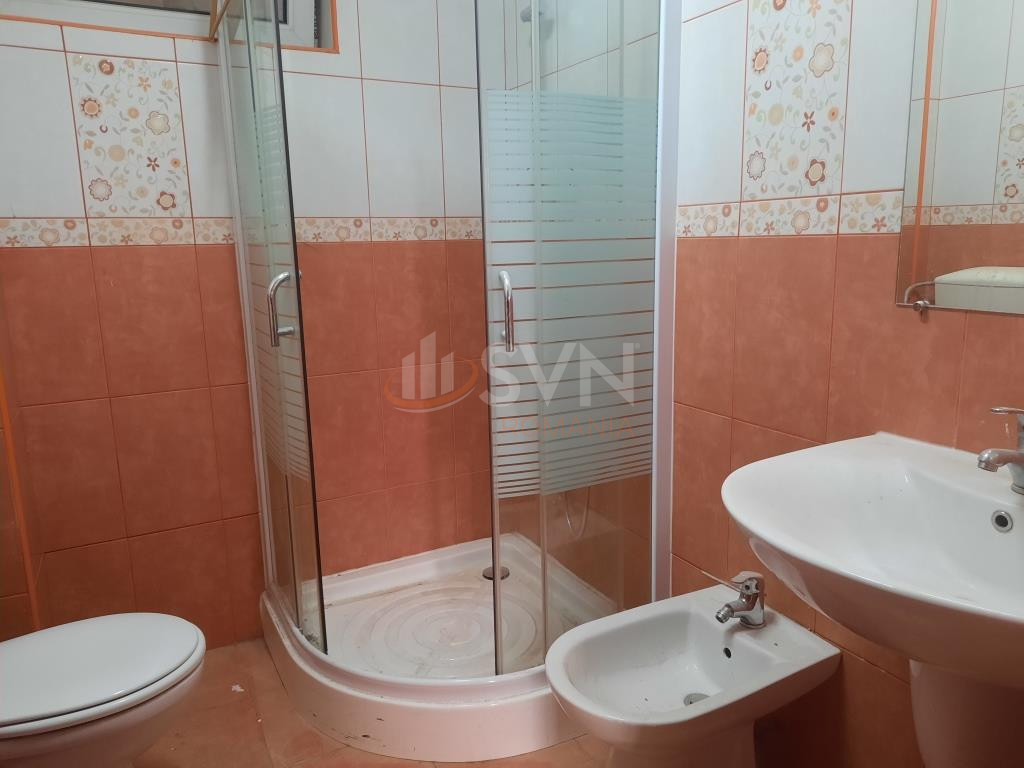 Apartament, 4 camere Bucuresti/Lizeanu