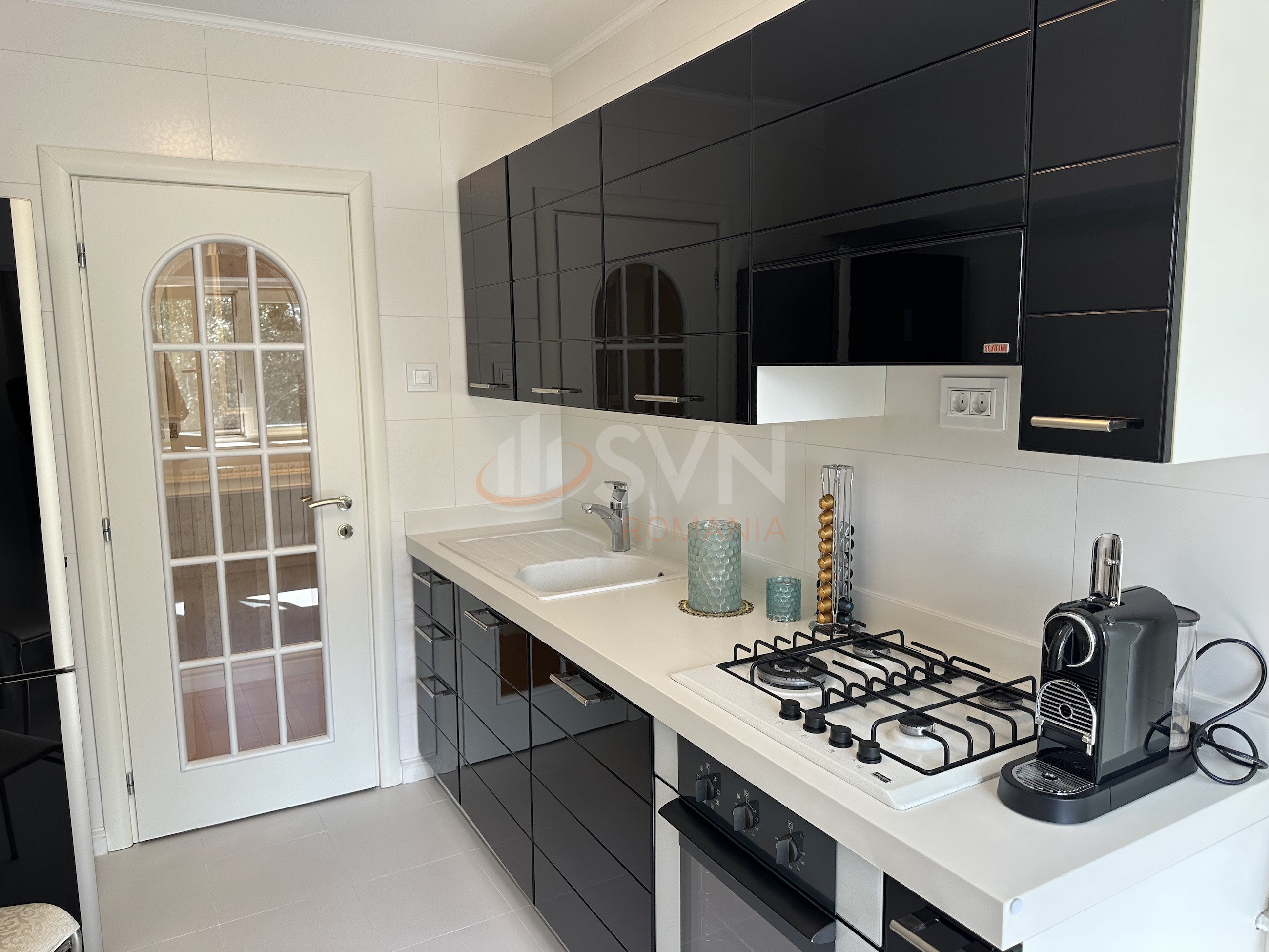 Apartament, 4 camere Bucuresti/Piata Unirii (s3)