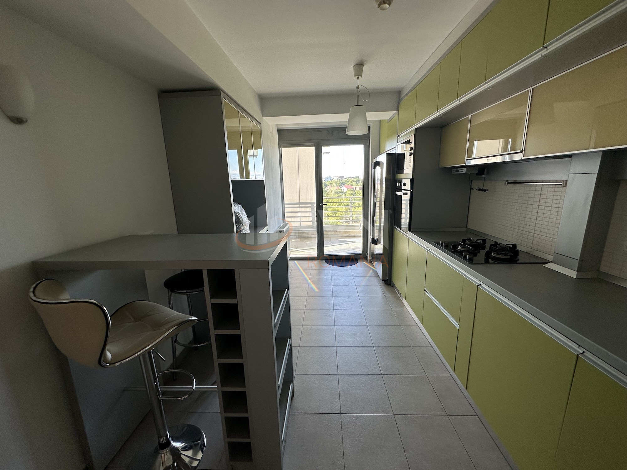 Apartament, 4 camere Bucuresti/Sisesti