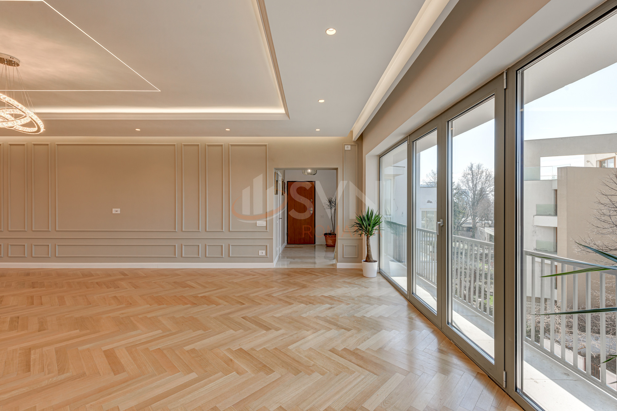 Apartament, 4 camere Bucuresti/Primaverii