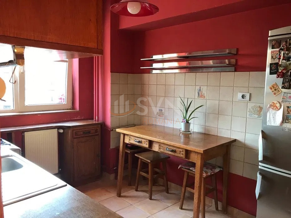 Apartament, 4 camere Bucuresti/1 Mai