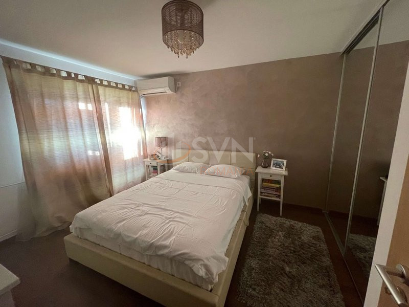 Apartament, 4 camere Bucuresti/Alba Iulia