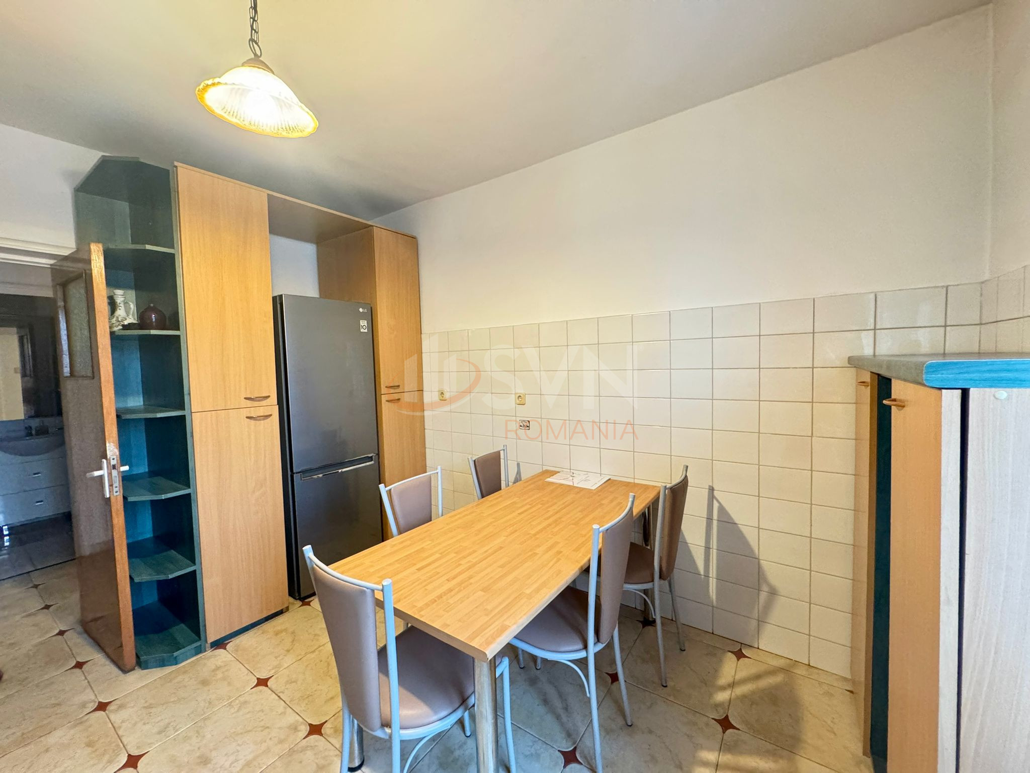 Apartament, 4 camere Bucuresti/Vatra Luminoasa