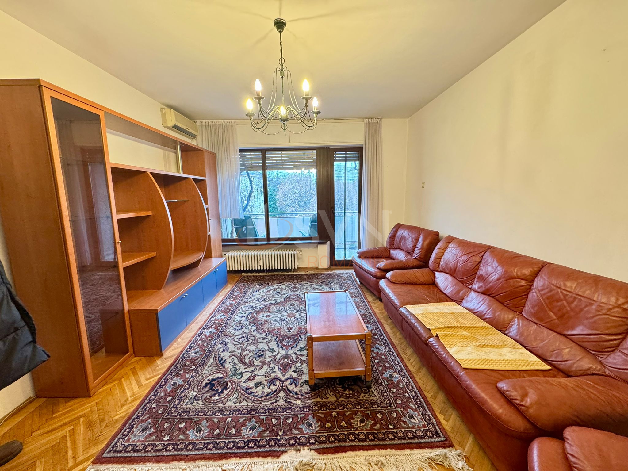 Apartament, 4 camere Bucuresti/Vatra Luminoasa