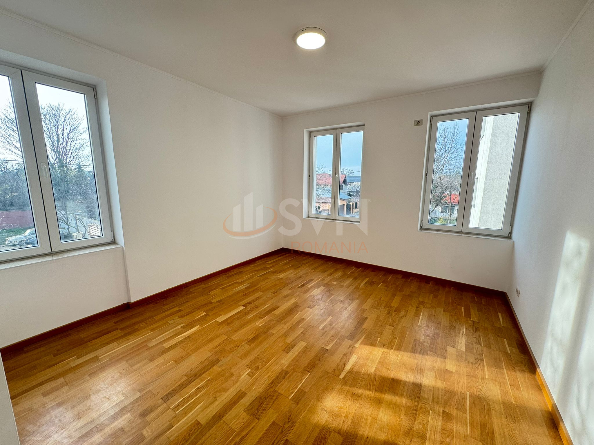 Apartament, 4 camere Bucuresti/Sisesti