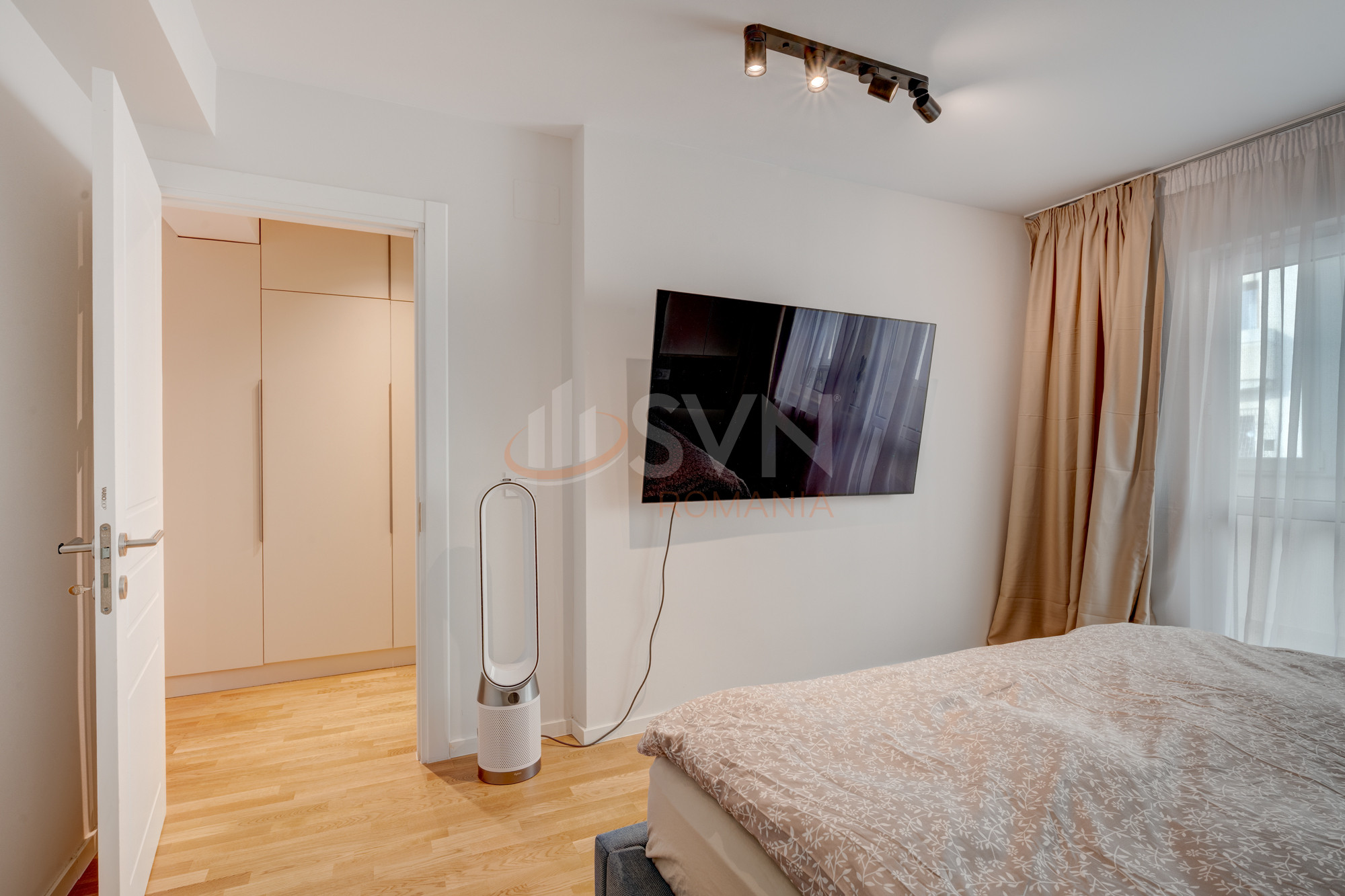 Apartament, 4 camere Bucuresti/Decebal