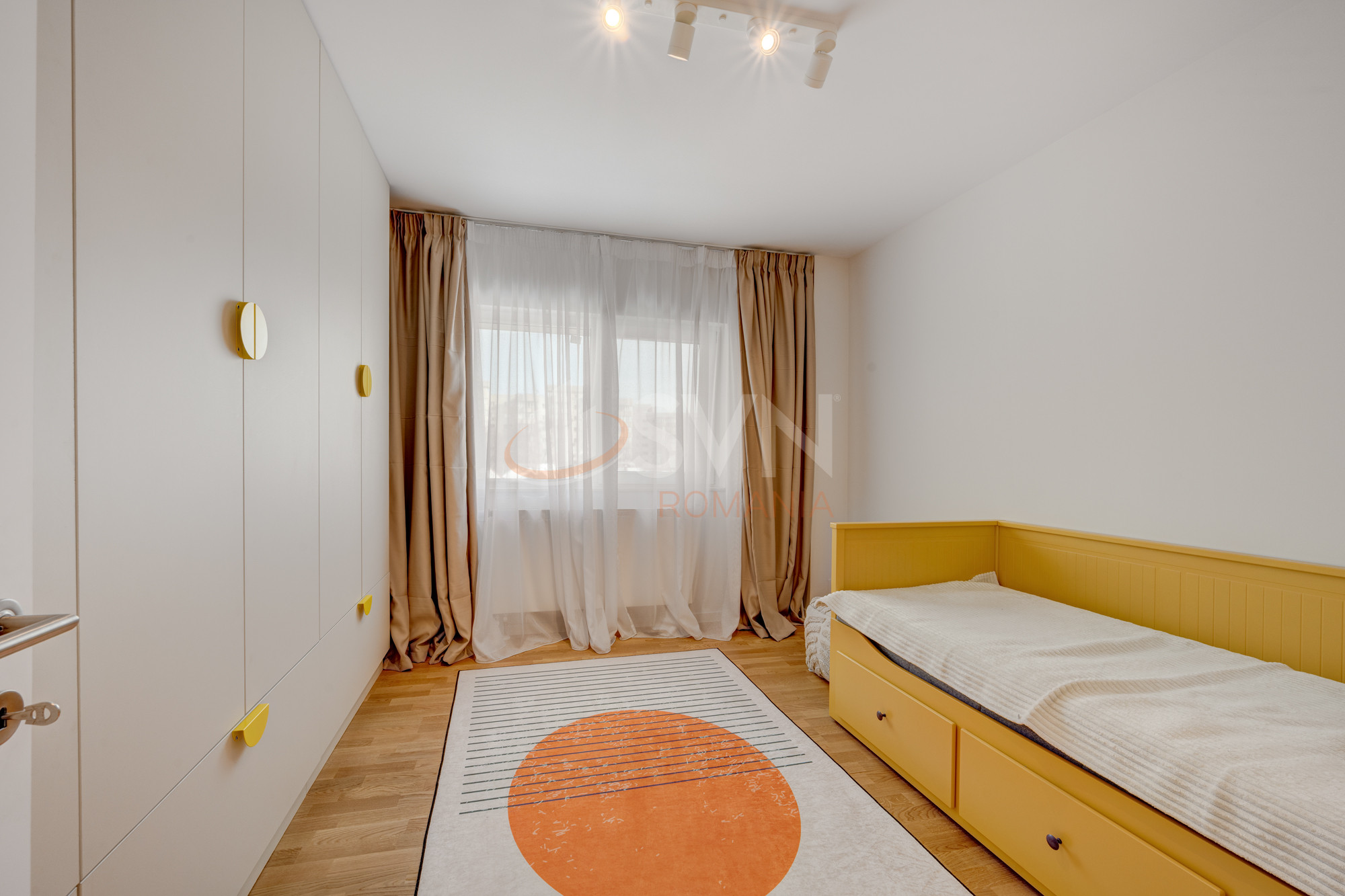 Apartament, 4 camere Bucuresti/Decebal