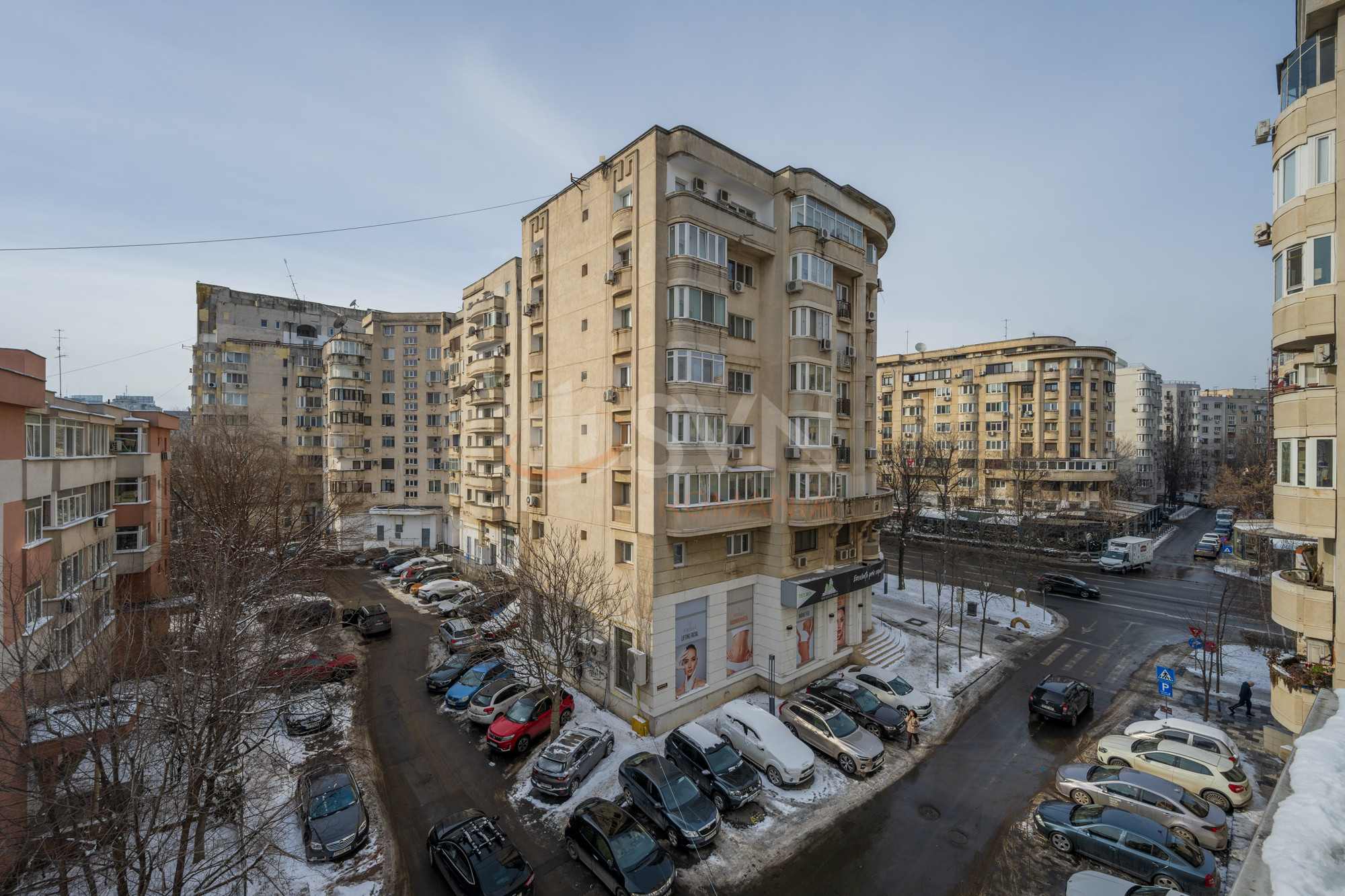 Apartament, 4 camere Bucuresti/Decebal