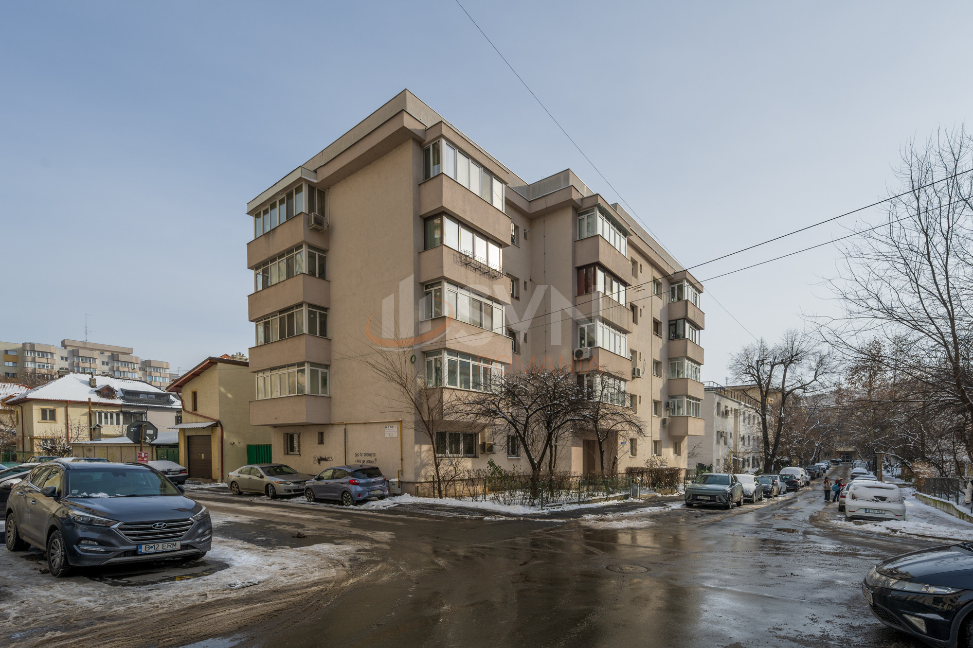 Apartament, 4 camere Bucuresti/Decebal