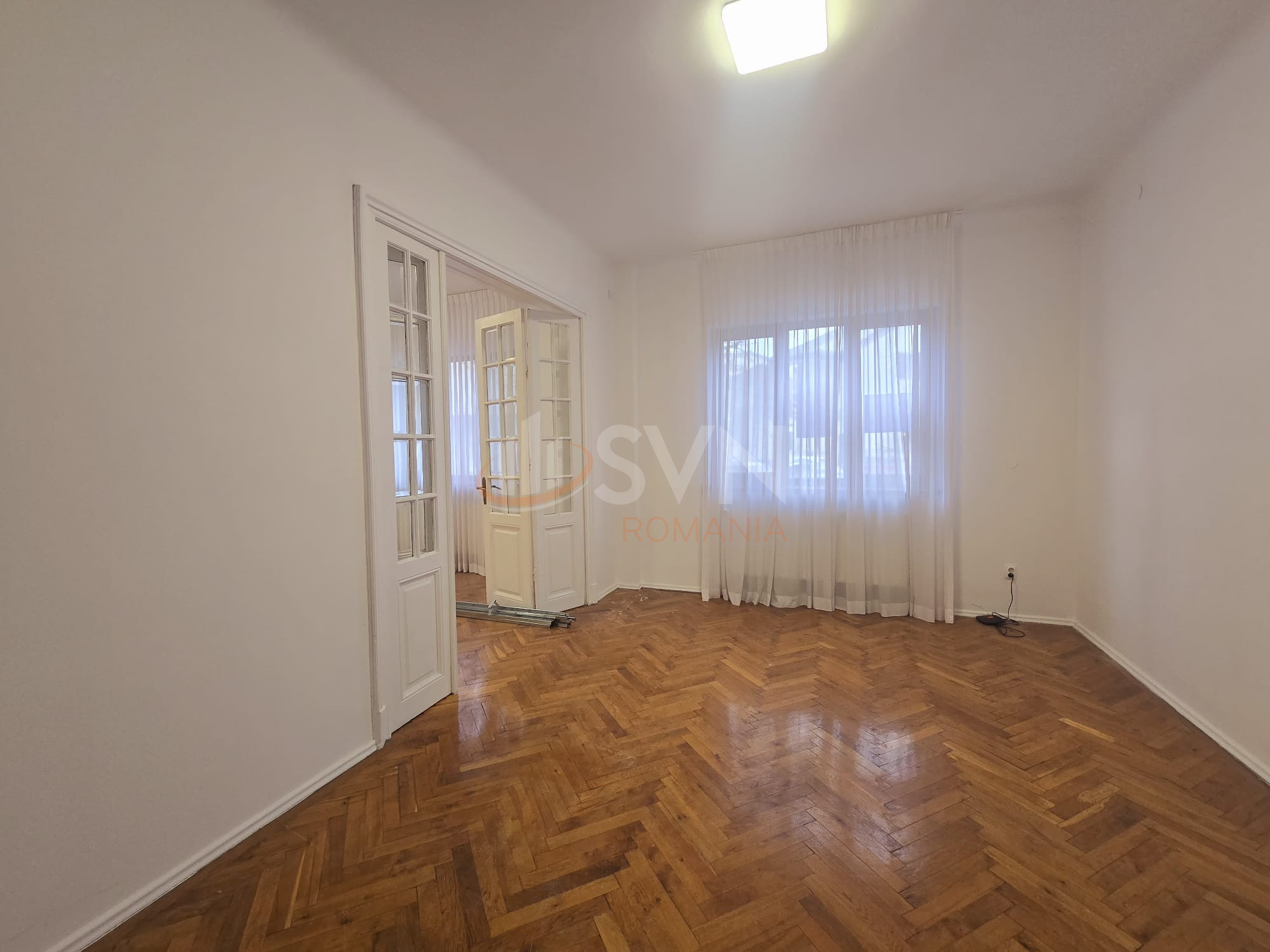 Apartament, 4 camere Bucuresti/Capitale
