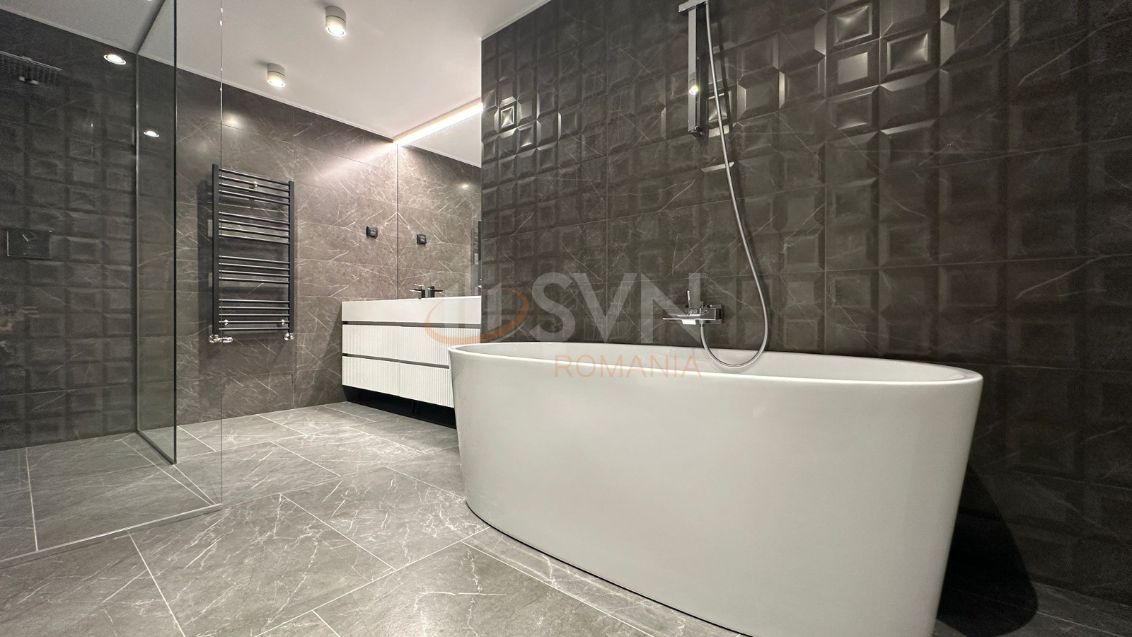 Apartament, 4 camere Bucuresti/Aviatiei