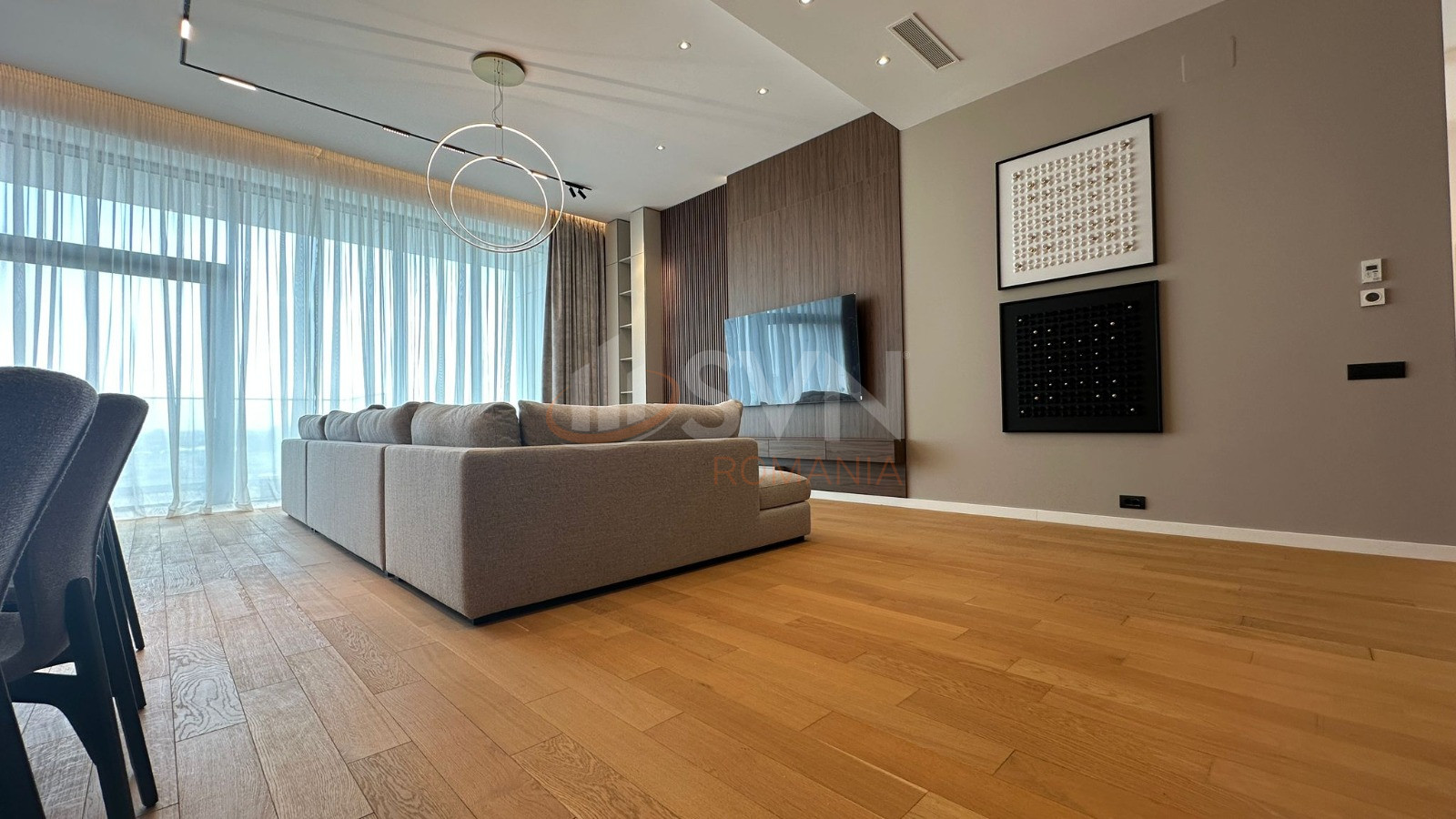 Apartament, 4 camere Bucuresti/Aviatiei