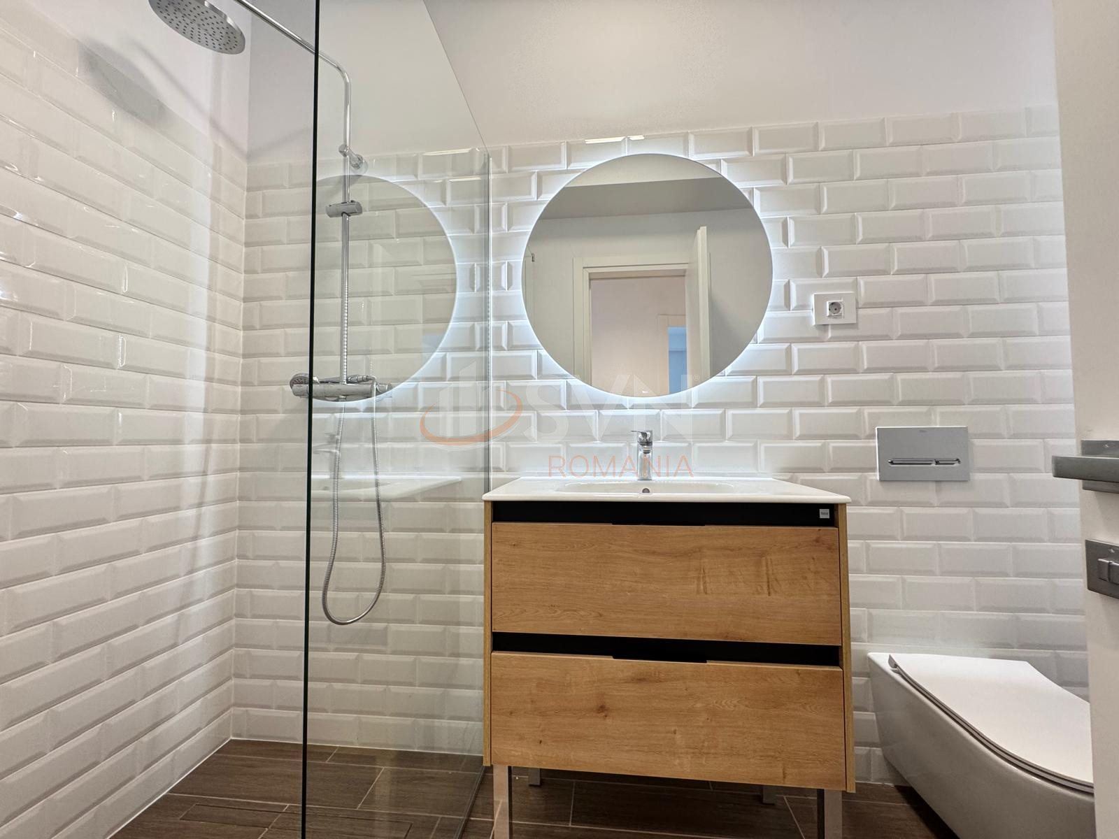 Apartament, 4 camere Bucuresti/Iancu Nicolae