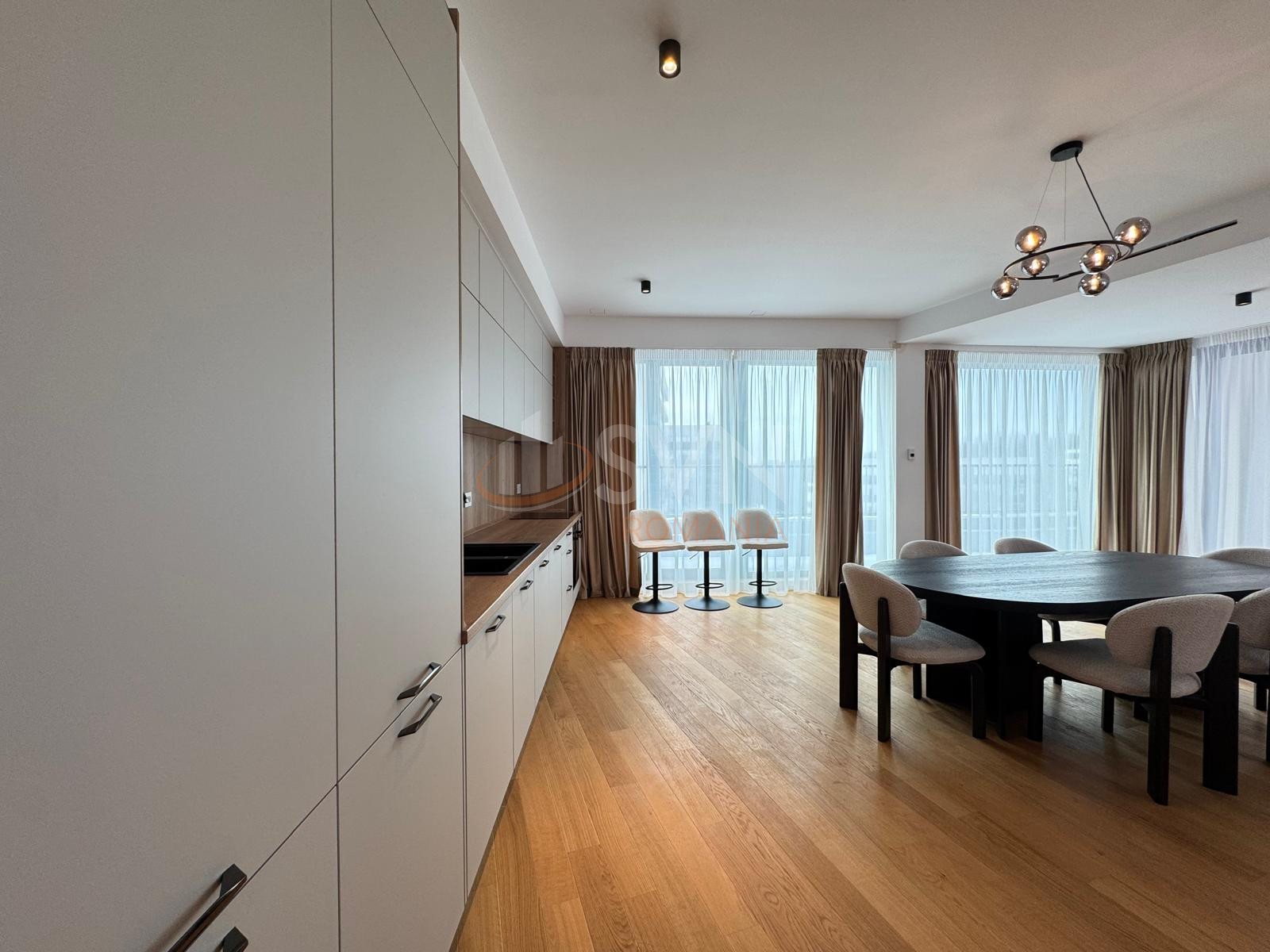 Apartament, 4 camere Bucuresti/Iancu Nicolae