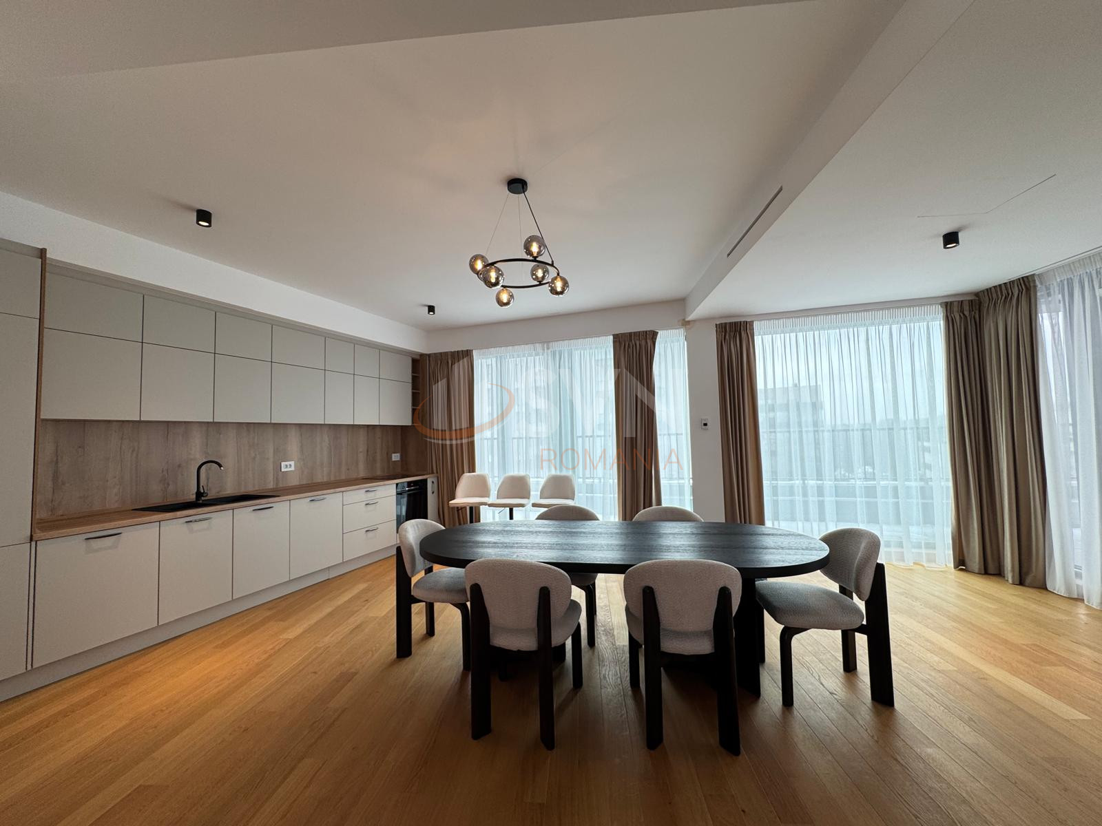 Apartament, 4 camere Bucuresti/Iancu Nicolae