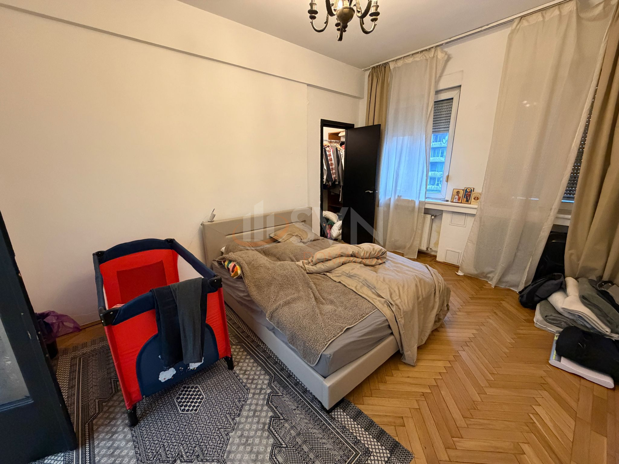 Apartament, 4 camere Bucuresti/Piata Romana