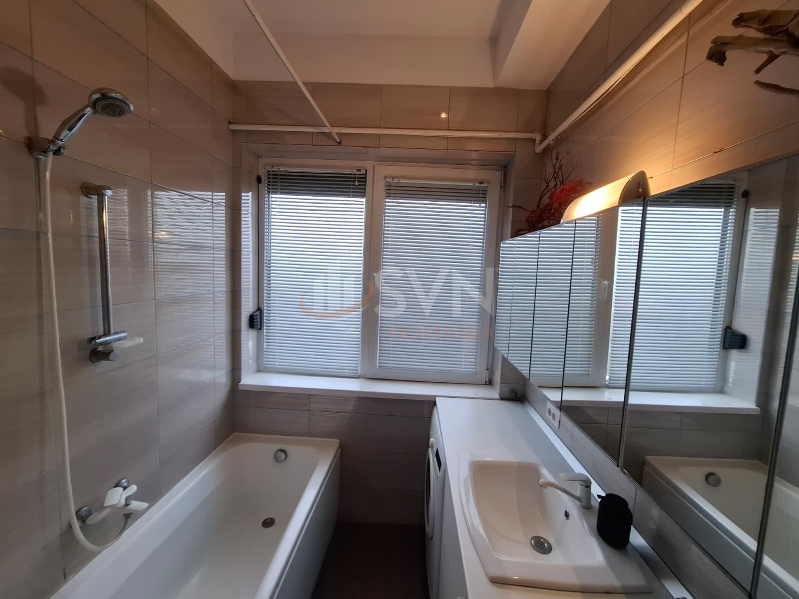 Apartament, 4 camere Bucuresti/Baneasa