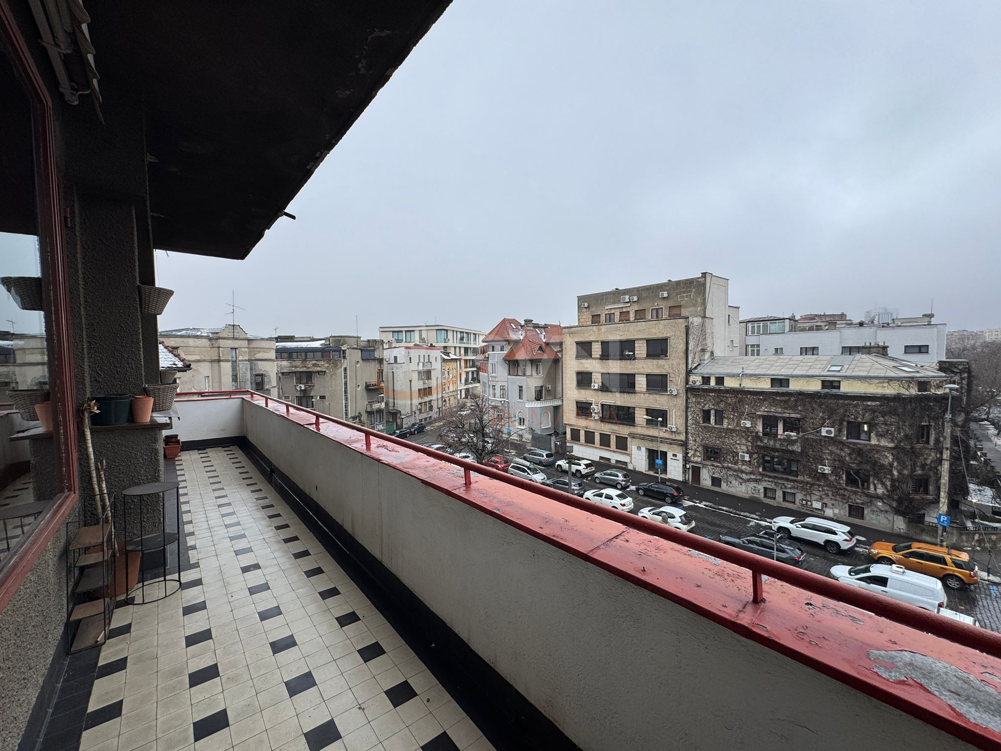 Apartament, 4 camere Bucuresti/Dacia